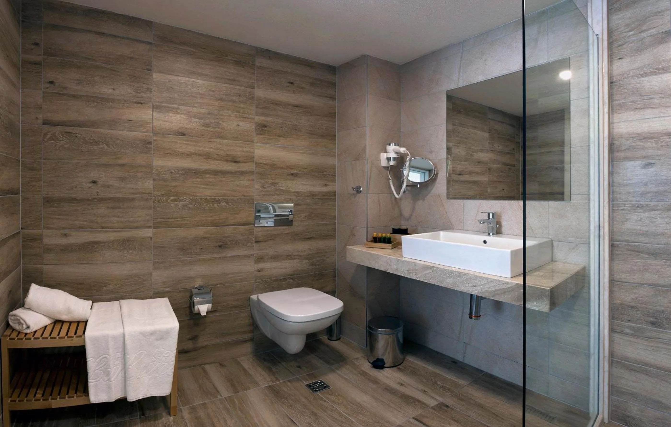 Shower in Luna Beach Hotel - All Inclusive