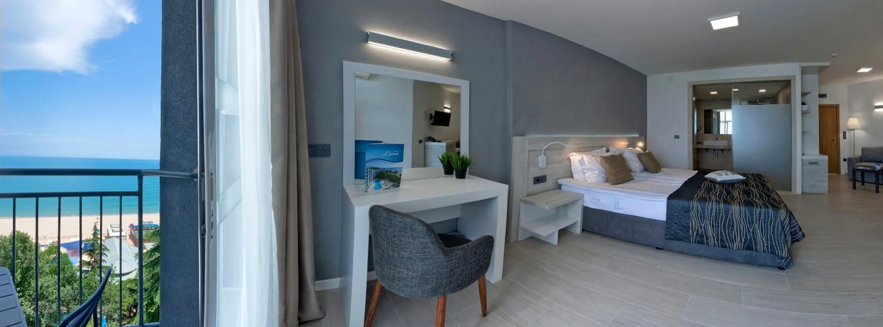 Photo of the whole room, Bed in Luna Beach Hotel - All Inclusive