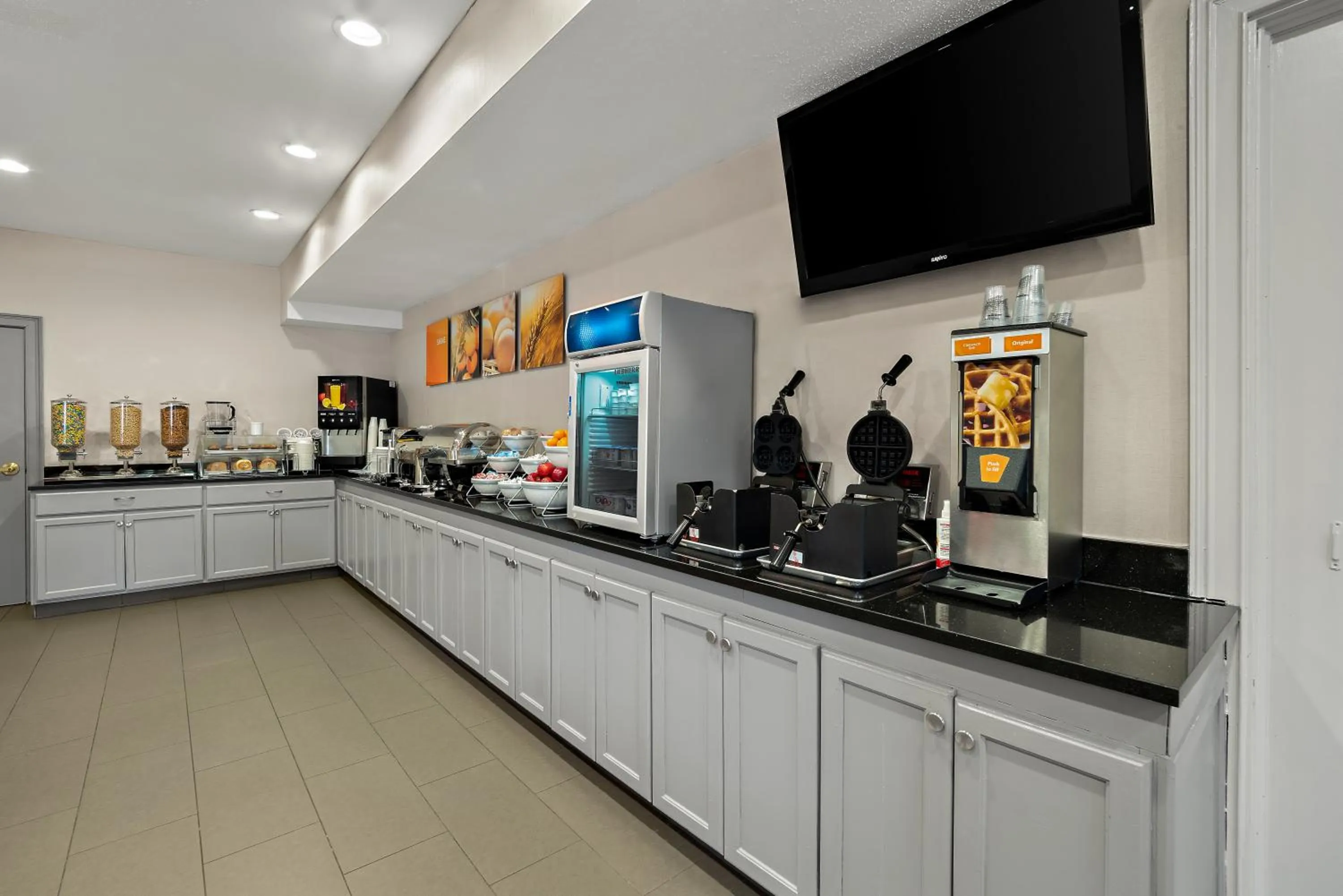 Comfort Inn & Suites Santee I-95