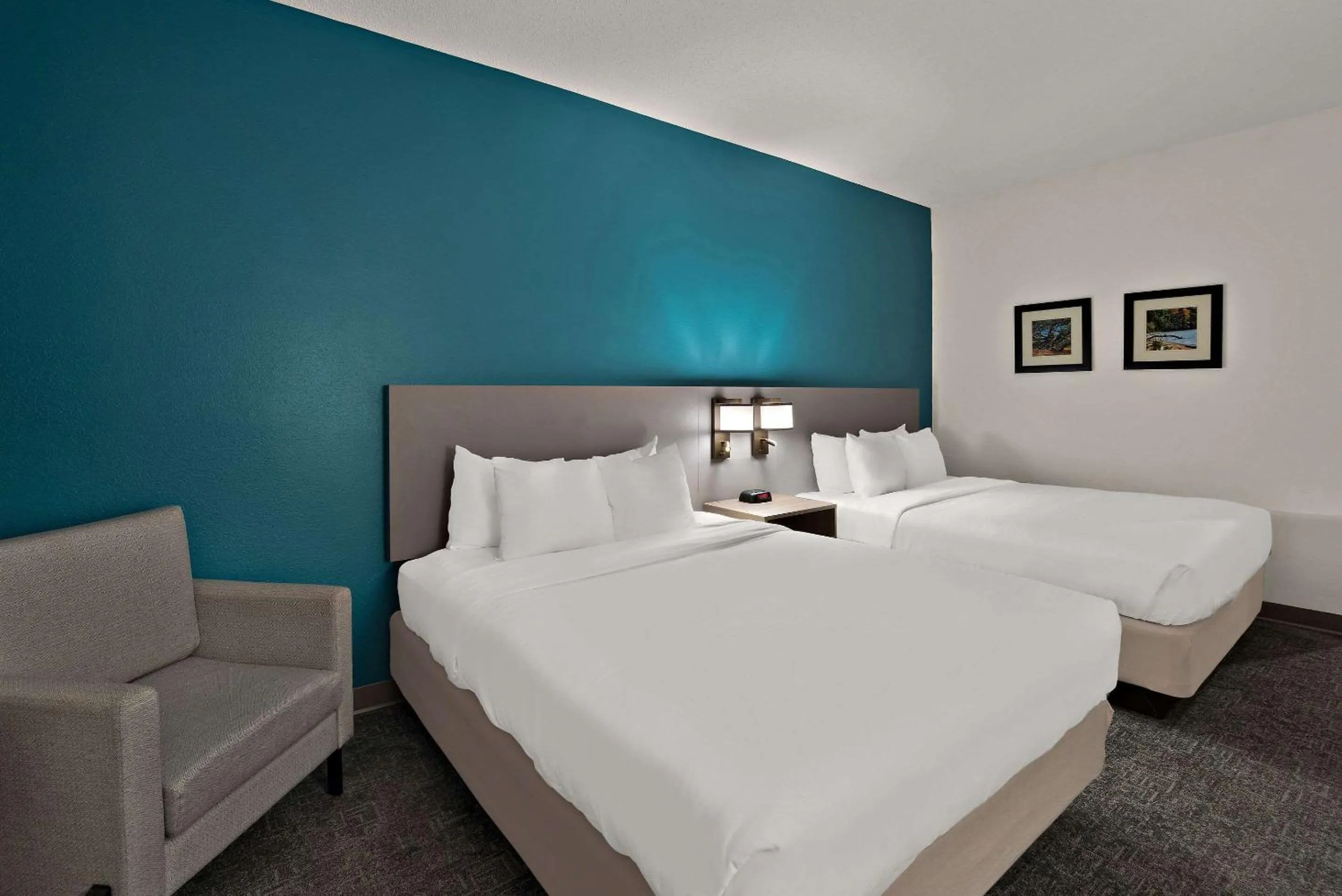 Bedroom, Bed in Comfort Inn & Suites Santee I-95