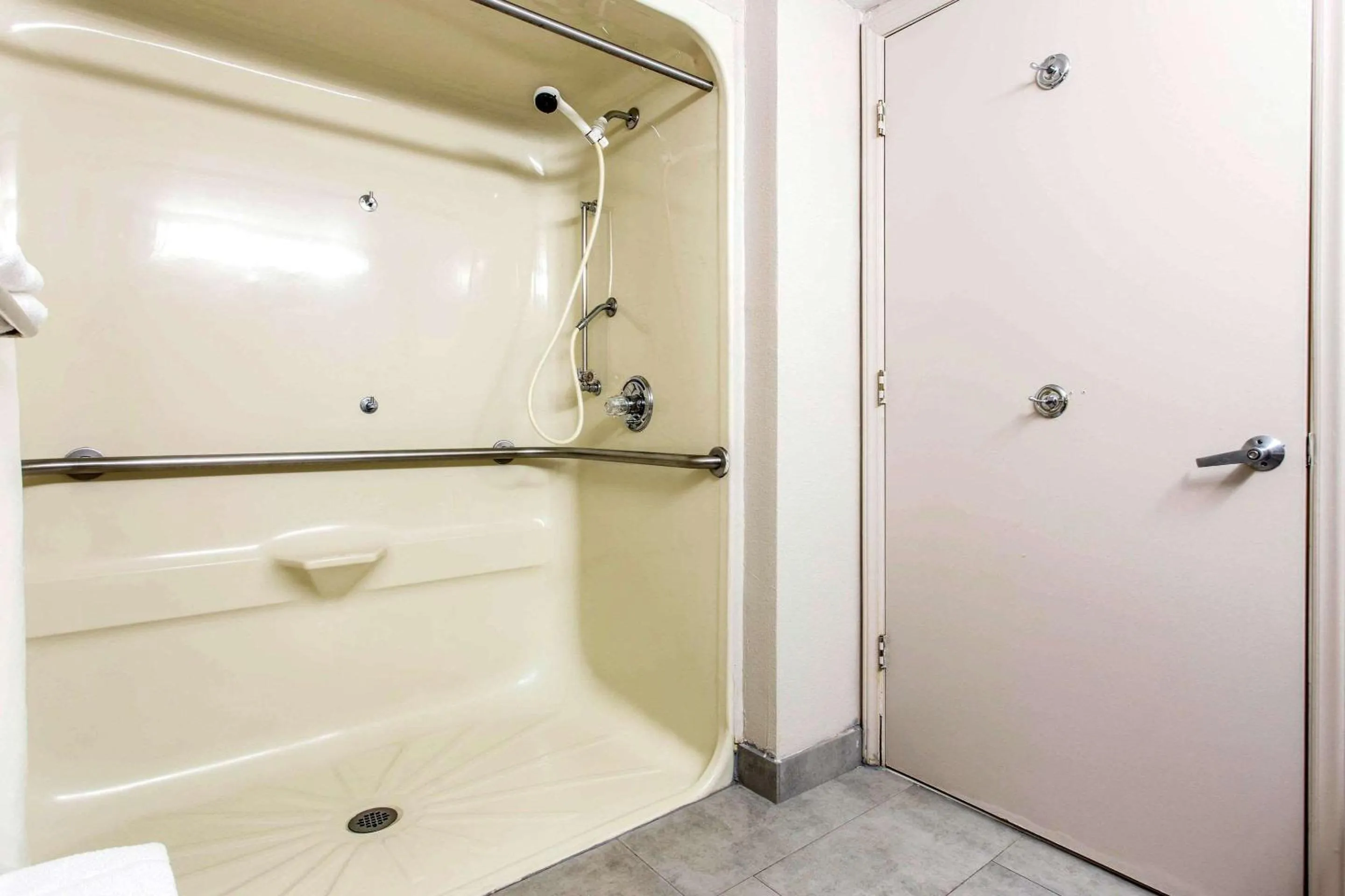 Bathroom in Quality Inn Fort Mill near Carowinds Blvd