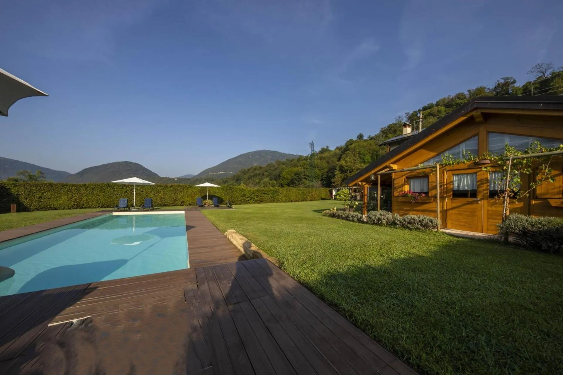 Garden view in LA TANA DEL GRILLO