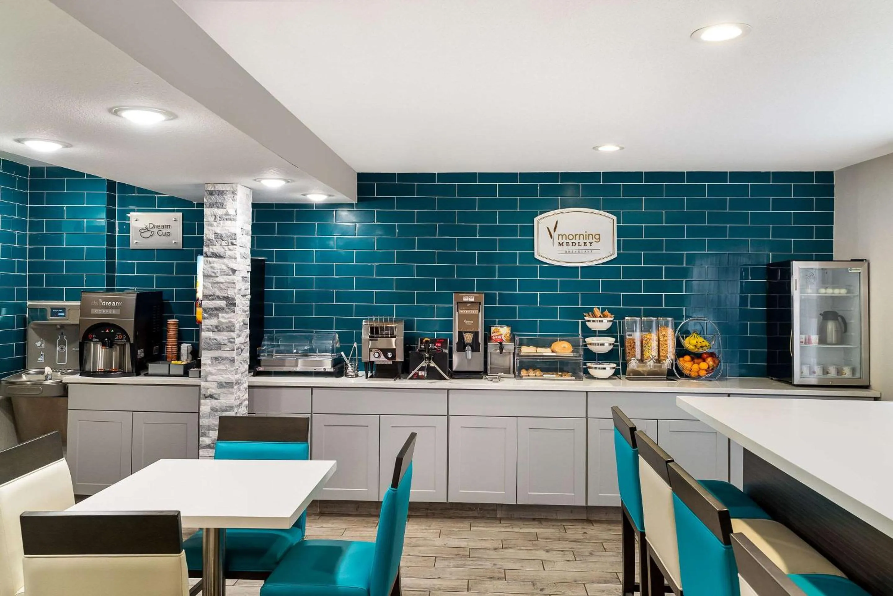 Breakfast, Restaurant/Places to Eat in Sleep Inn