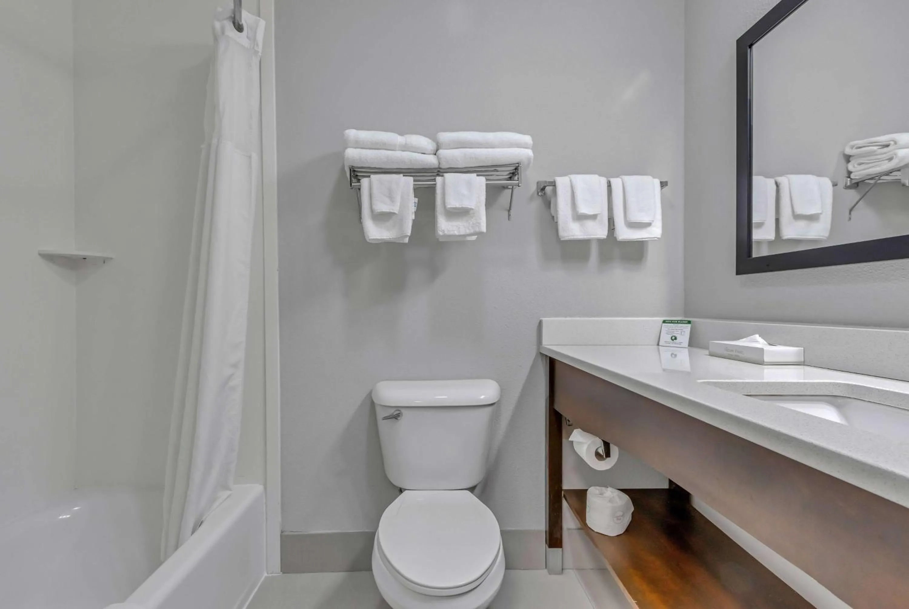 TV and multimedia in Baymont by Wyndham North Myrtle Beach