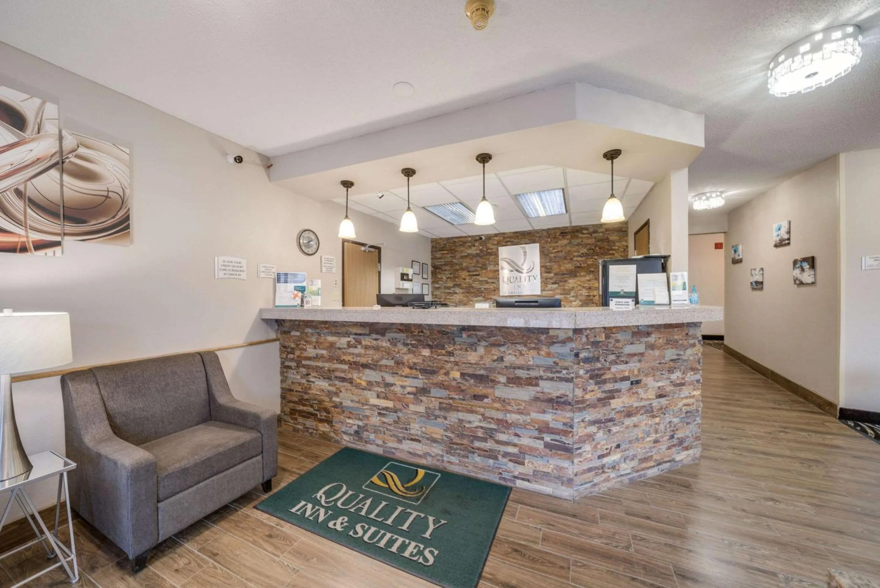 Lobby or reception in Quality Inn & Suites Sioux Falls South