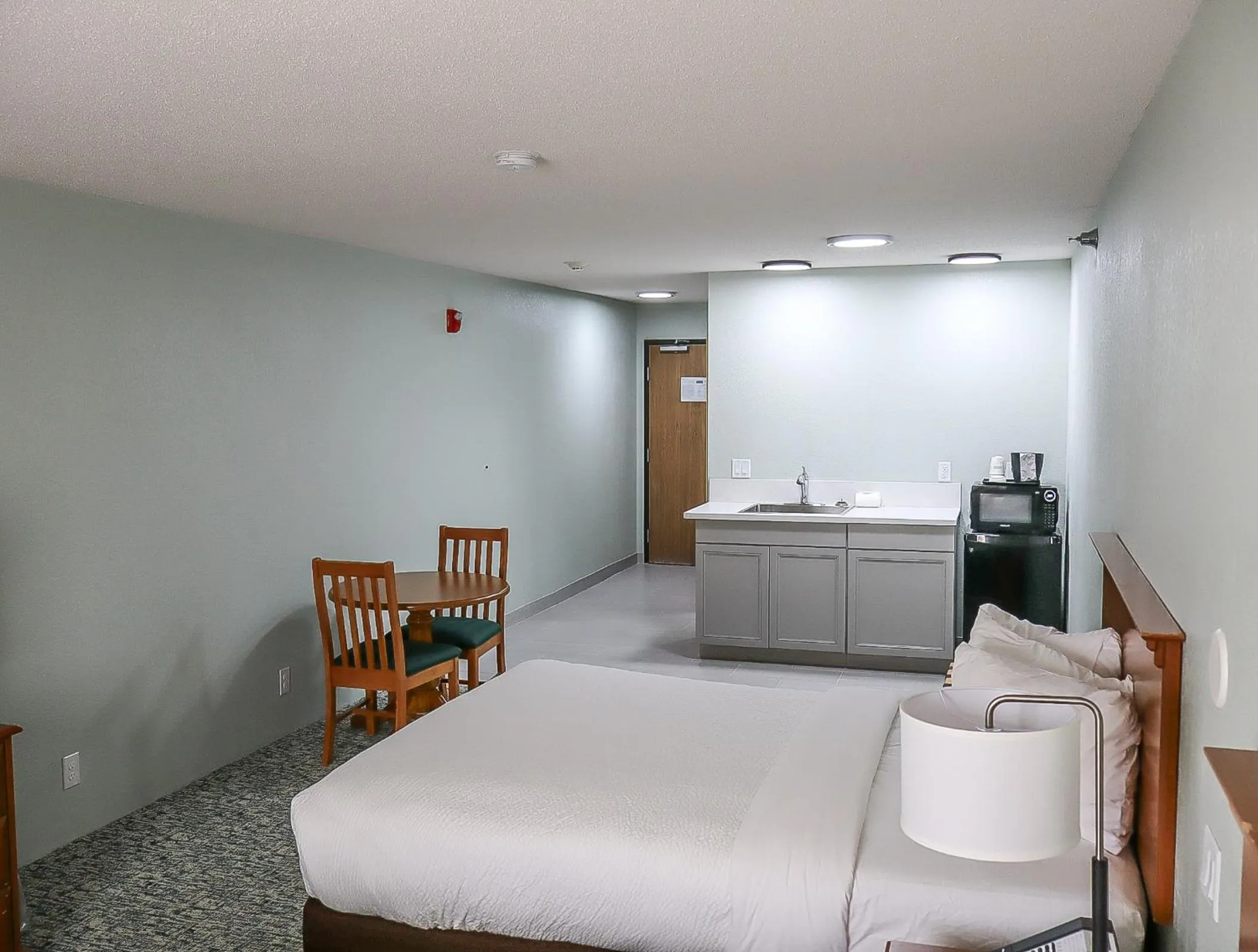 Bed in Travelodge by Wyndham Rapid City - Black Hills