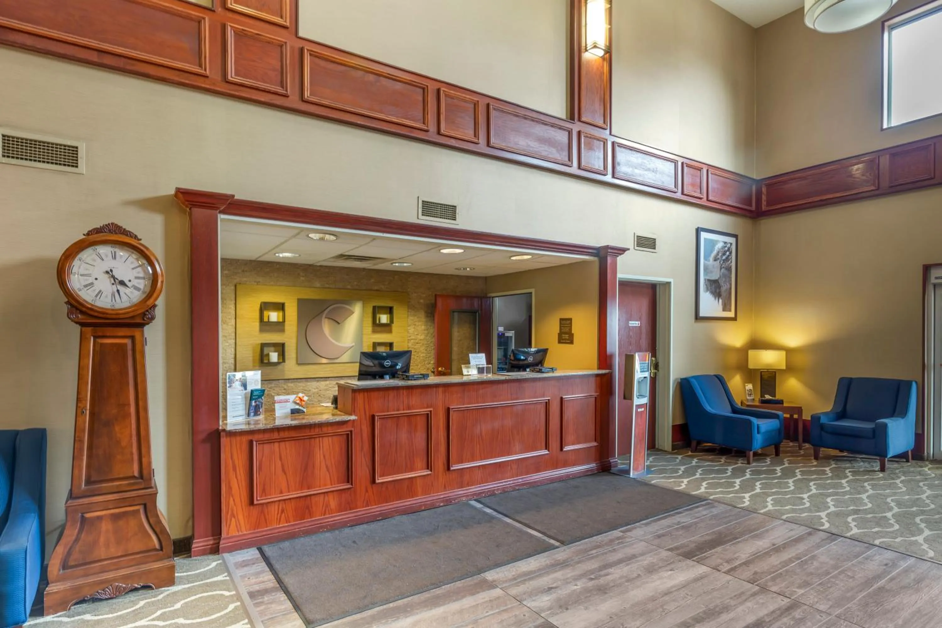 Lobby or reception in Comfort Inn & Suites