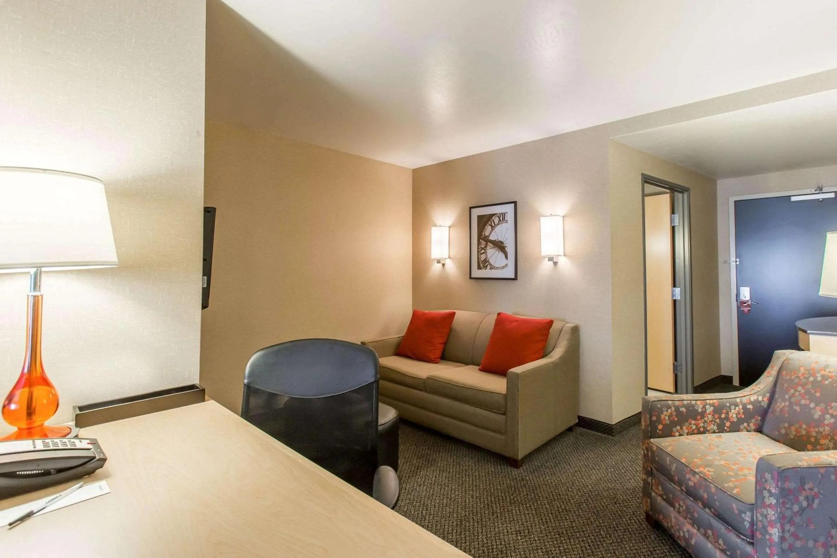 Bedroom, Bed in Cambria Hotel Rapid City near Mount Rushmore