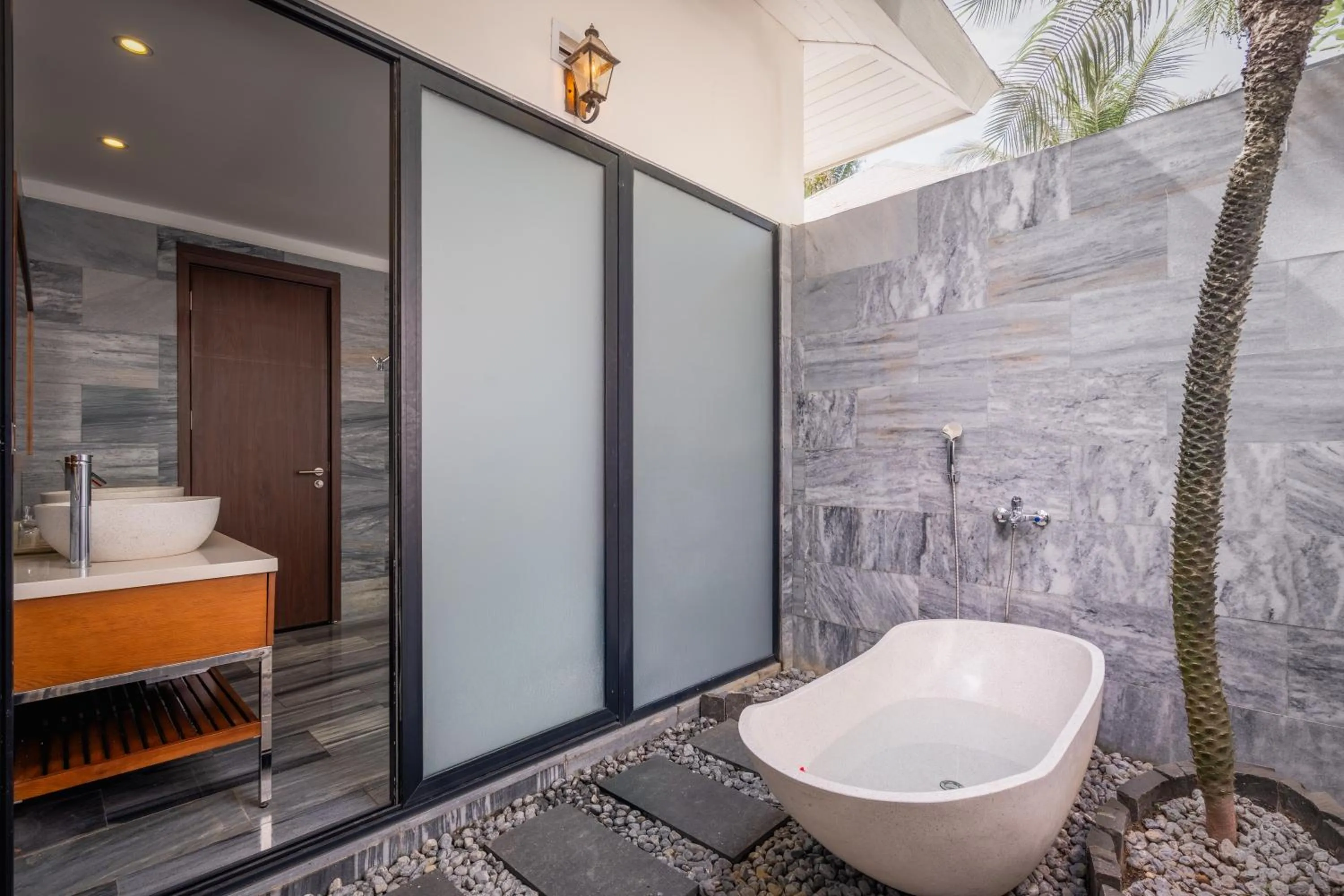 Shower in CocoLand Thu Xa Ancient Town Hotel & Resort