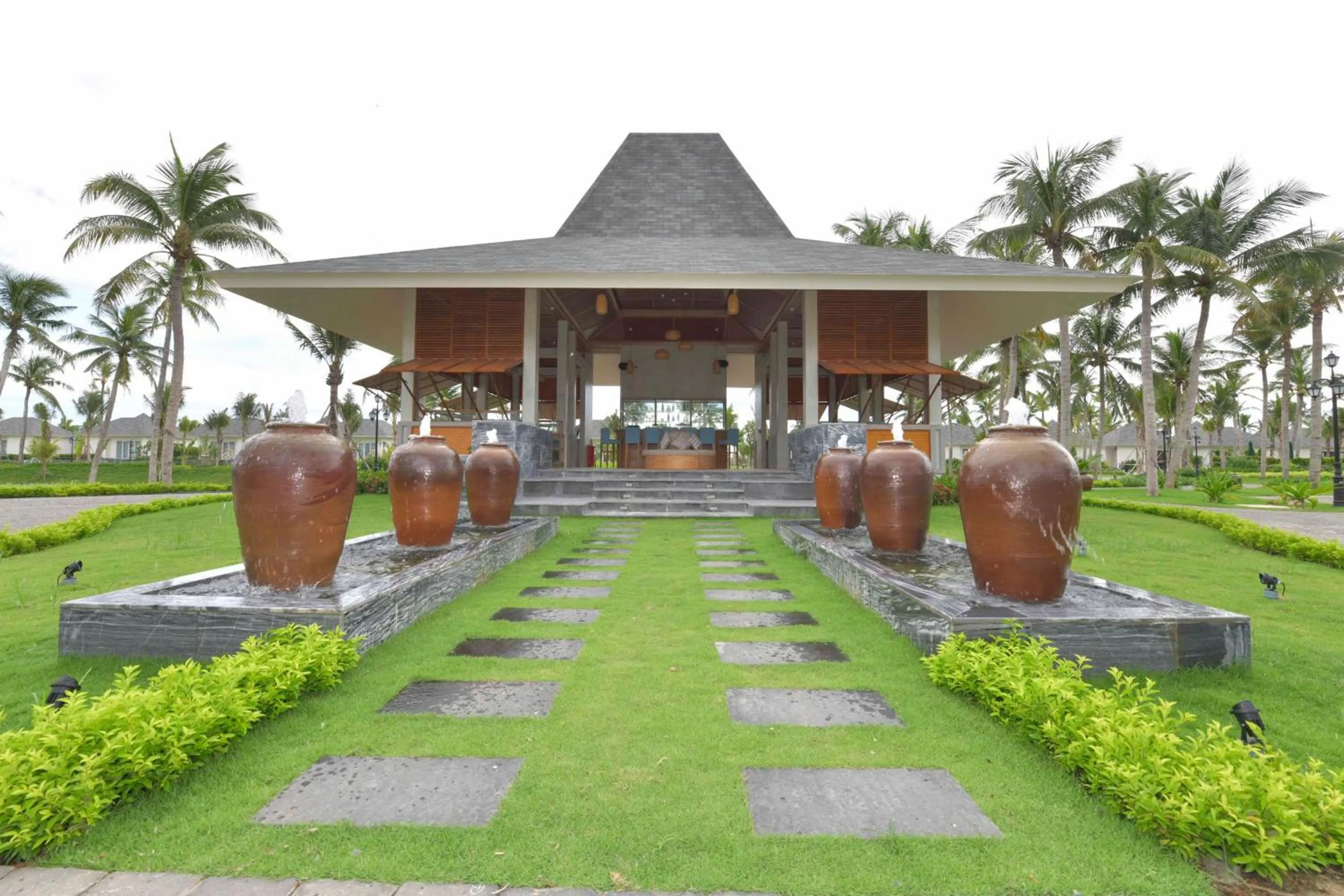 Day in CocoLand Thu Xa Ancient Town Resort