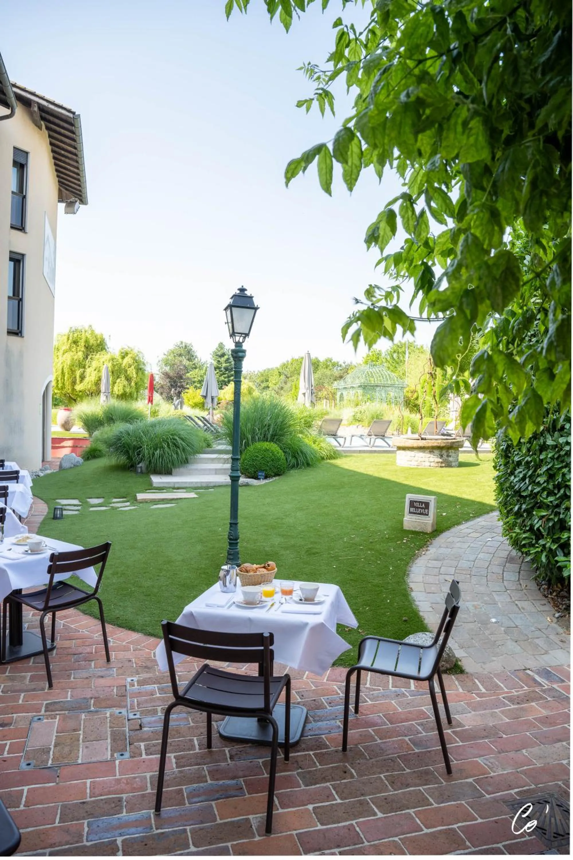 Breakfast in Georges Blanc Parc & Spa