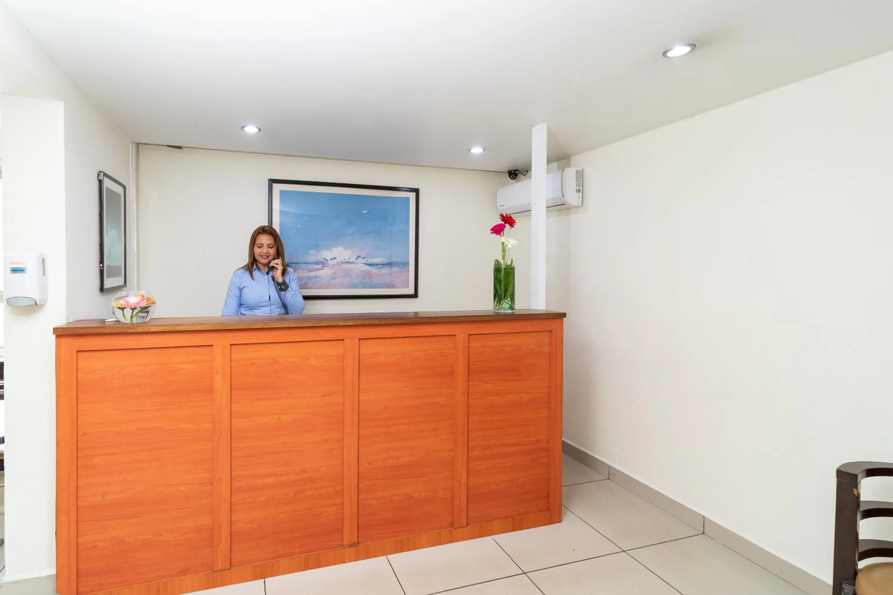 Lobby or reception in Comfort Inn Real San Miguel