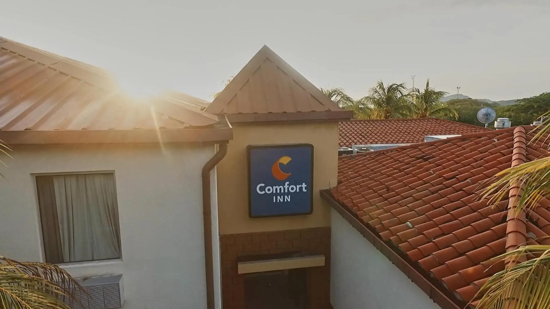 Property building in Comfort Inn Real La Union