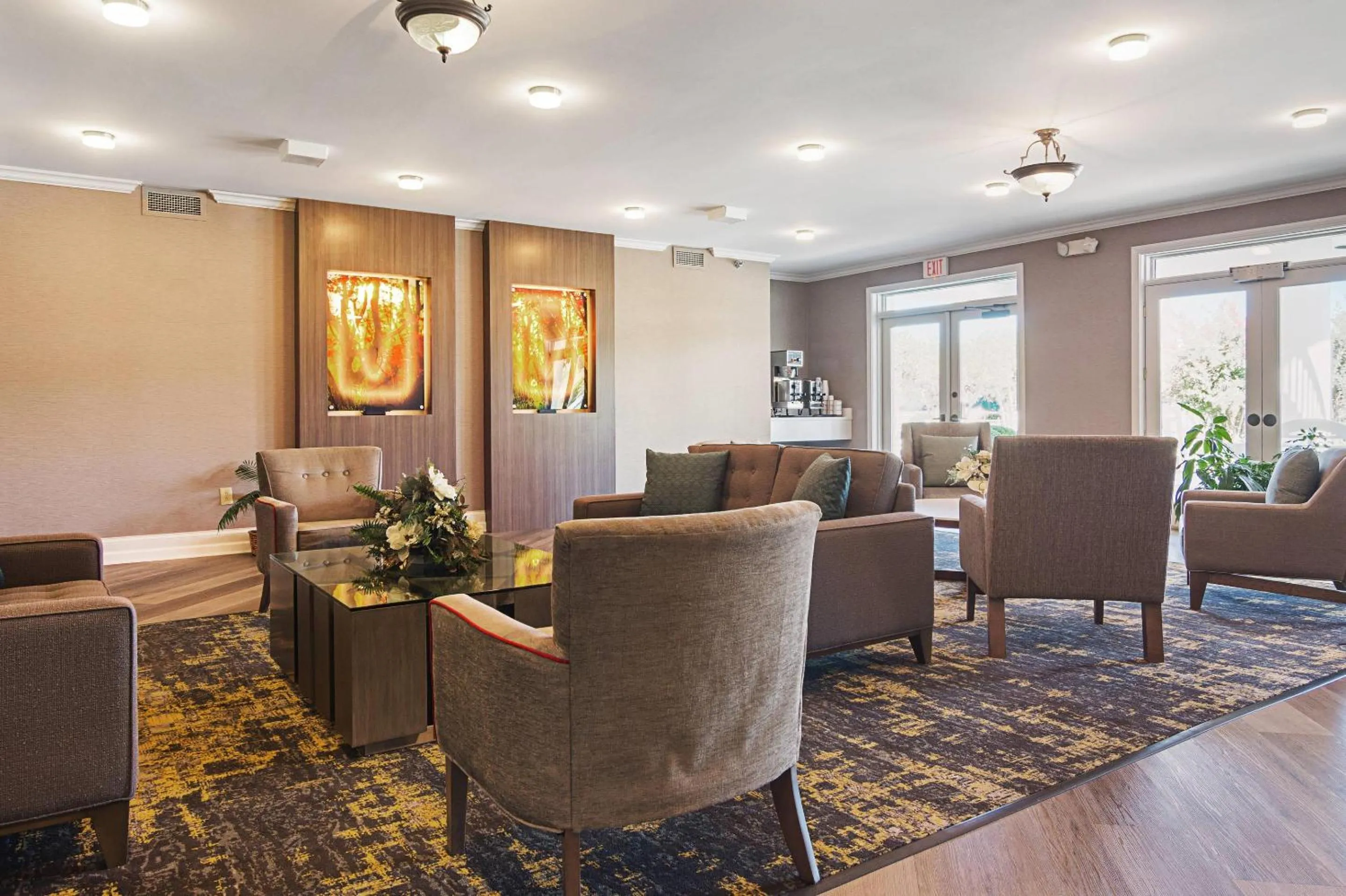 Lobby or reception in Clarion Inn Willow River