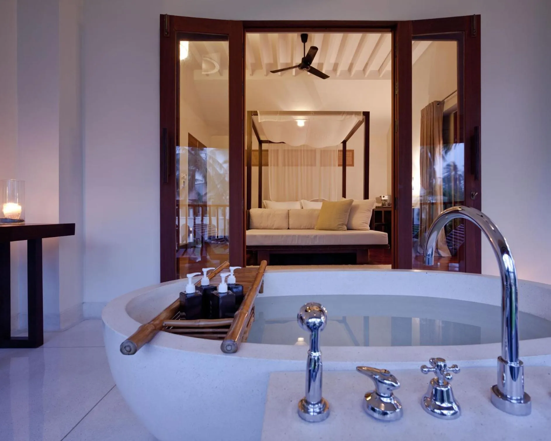 Bathroom, Bed in SALA Samui Choengmon Beach Resort