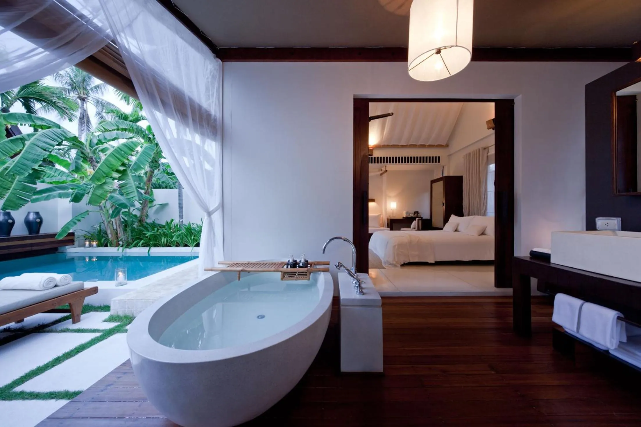Bathroom, Bed in SALA Samui Choengmon Beach Resort