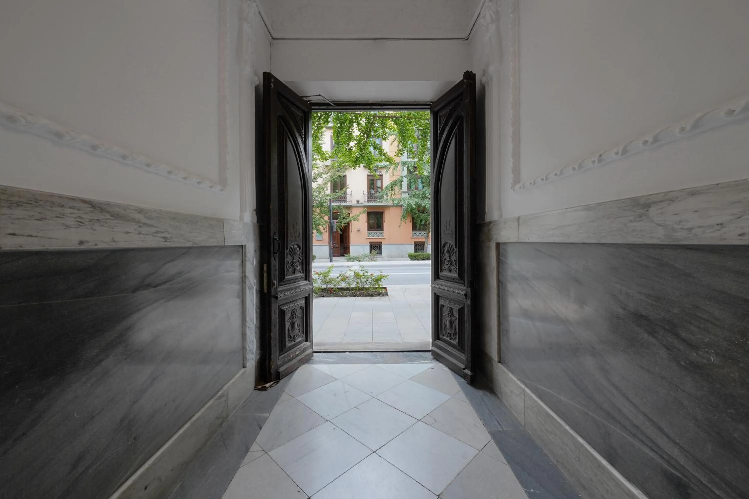 Property building in Numa Granada Vega