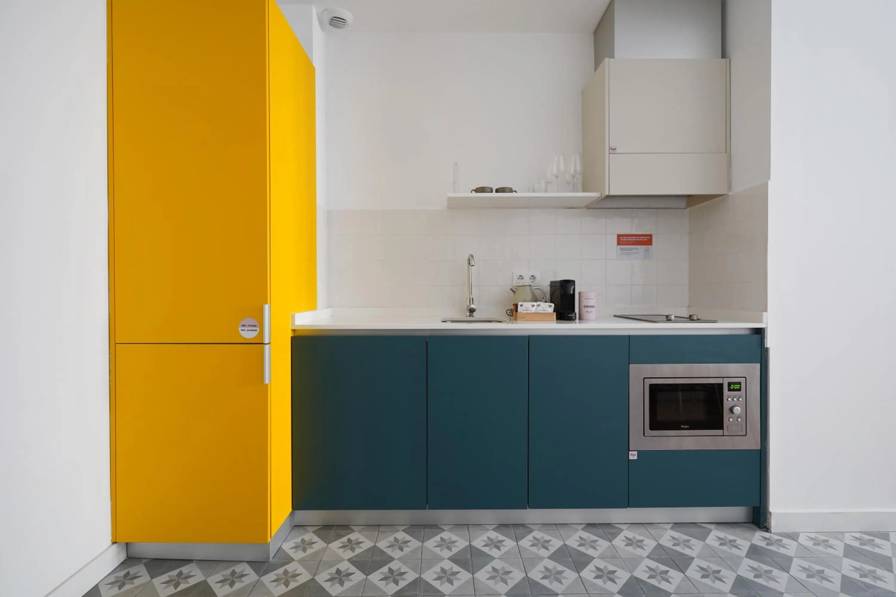 Kitchen or kitchenette in Numa Granada Vega