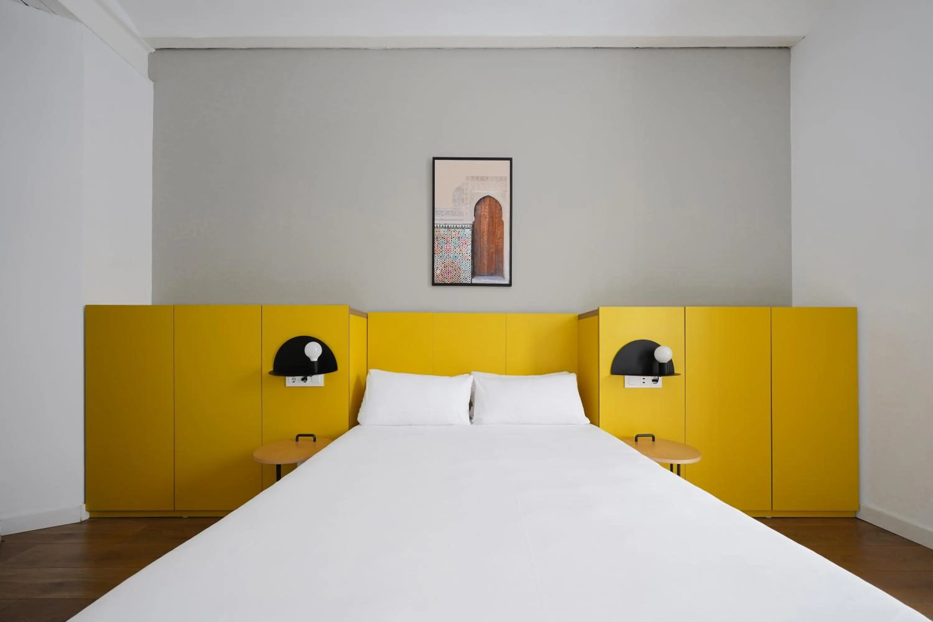 Bed in Numa Granada Vega