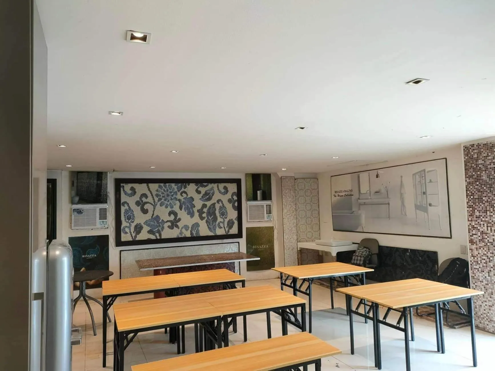 Business facilities in Hotel Rupert A Baler