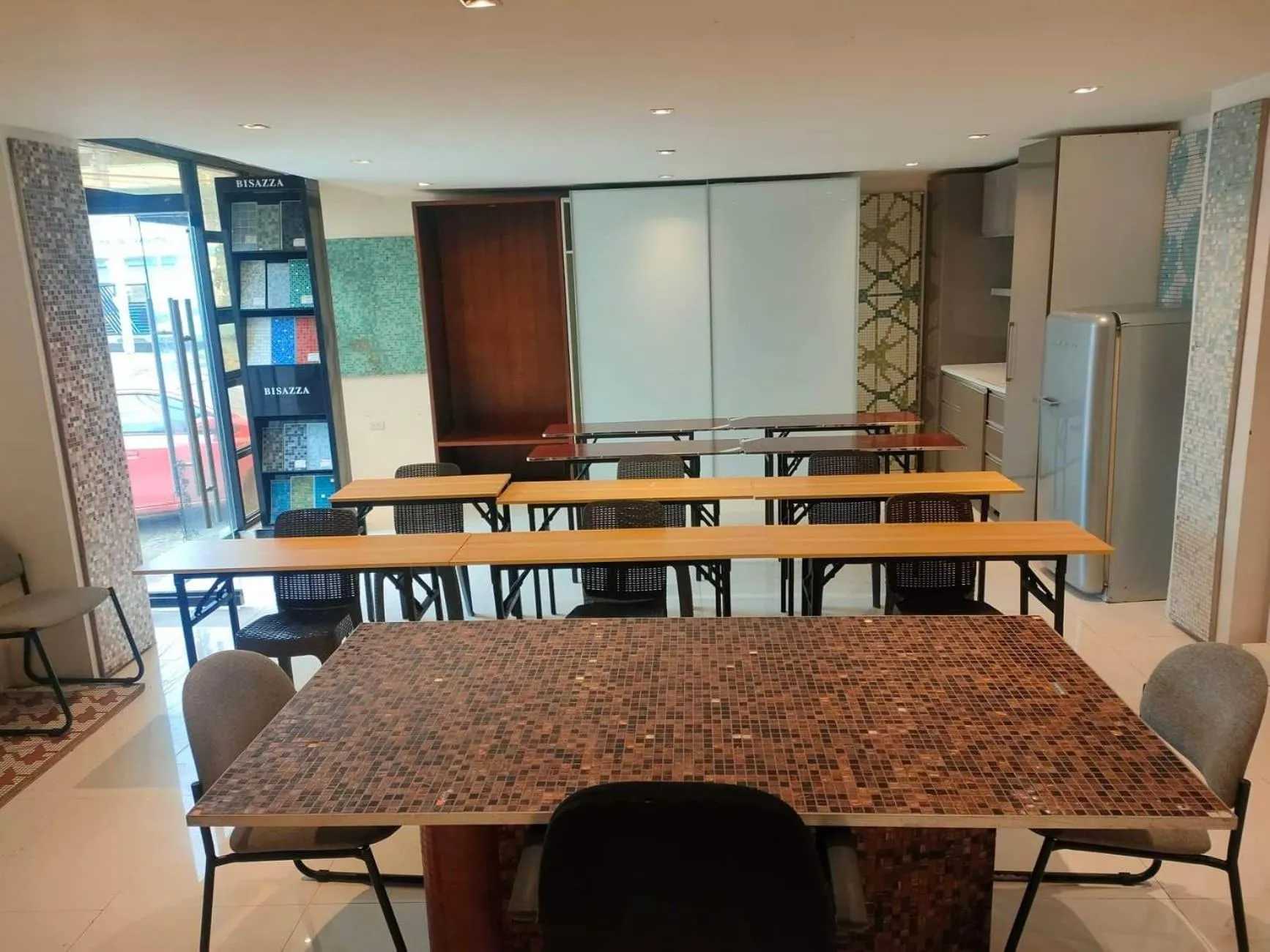 Business facilities in Hotel Rupert A Baler