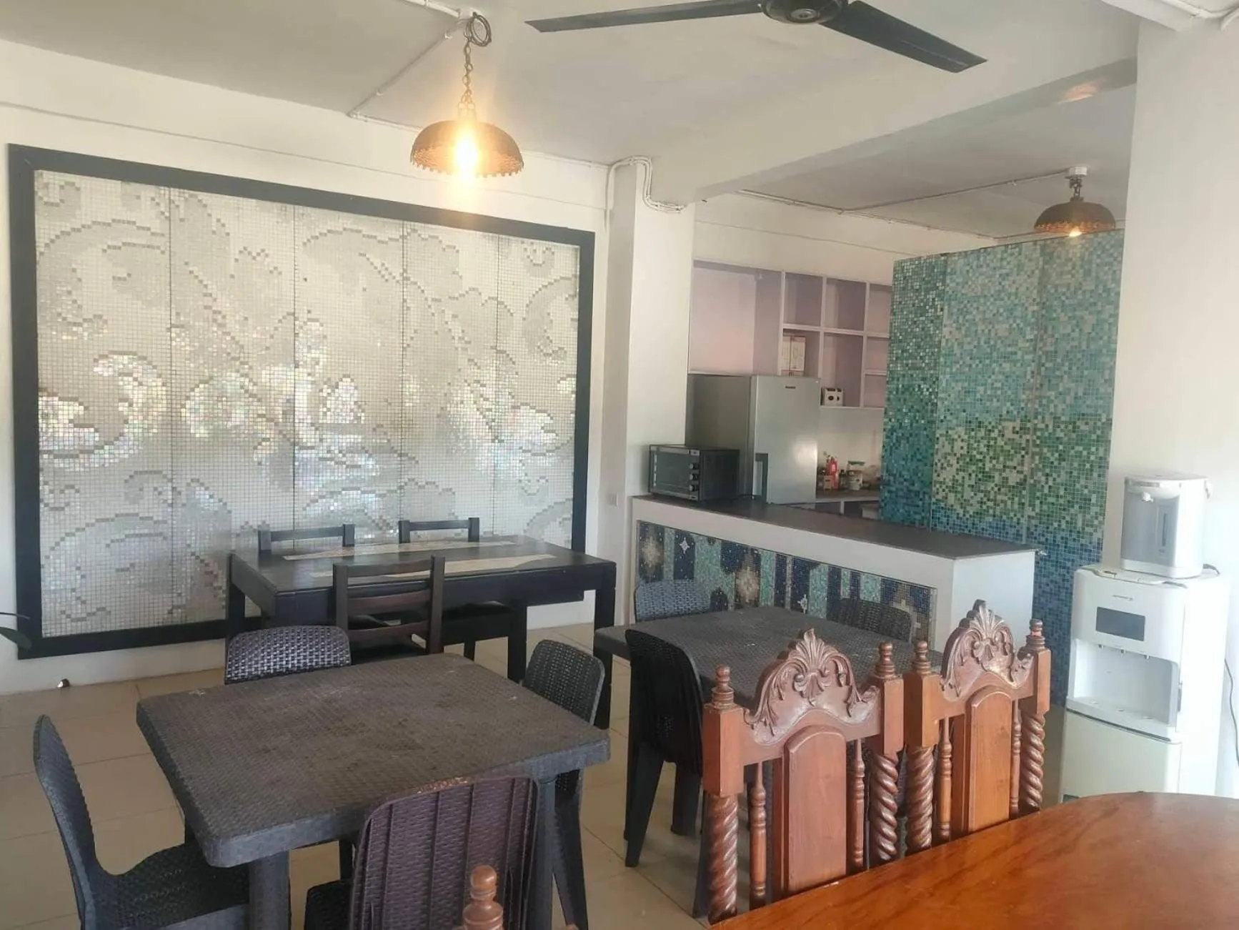 Restaurant/places to eat in Hotel Rupert A Baler