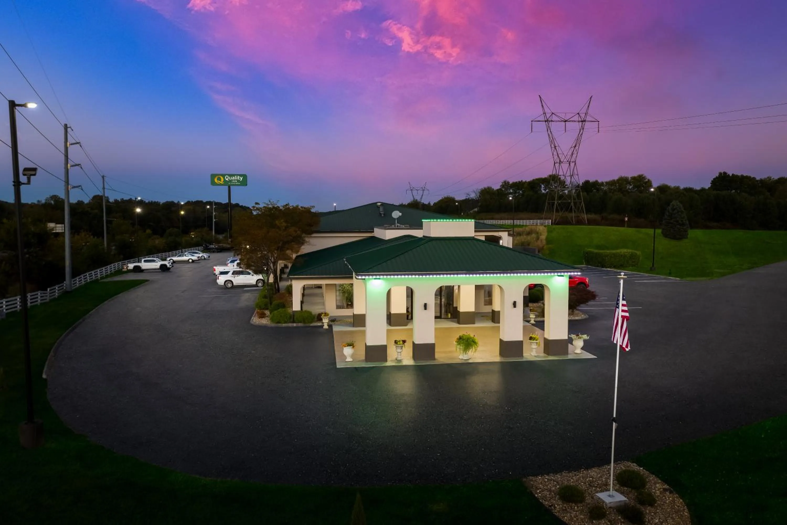 Property building in Quality Inn Dandridge