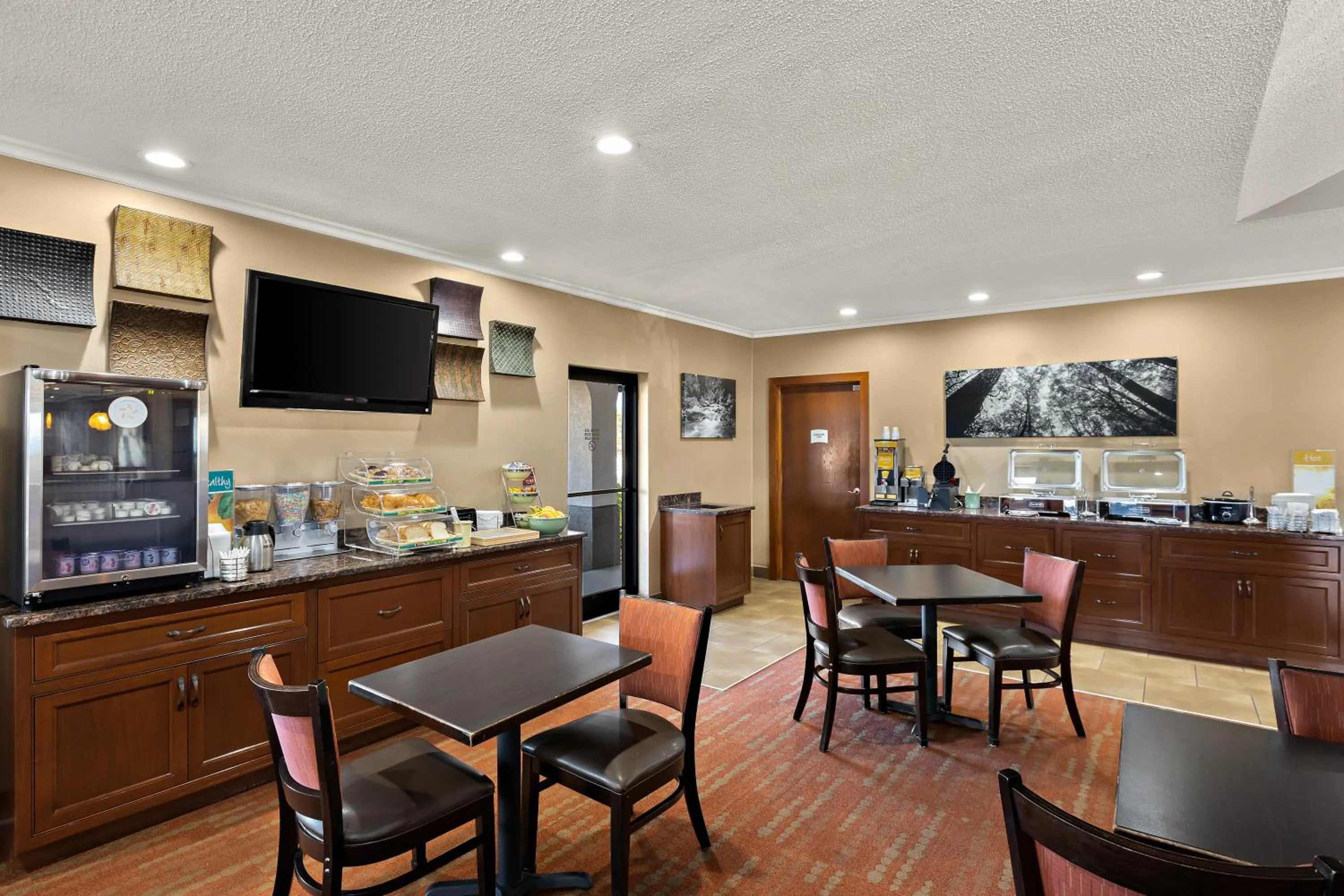 Breakfast in Quality Inn Dandridge