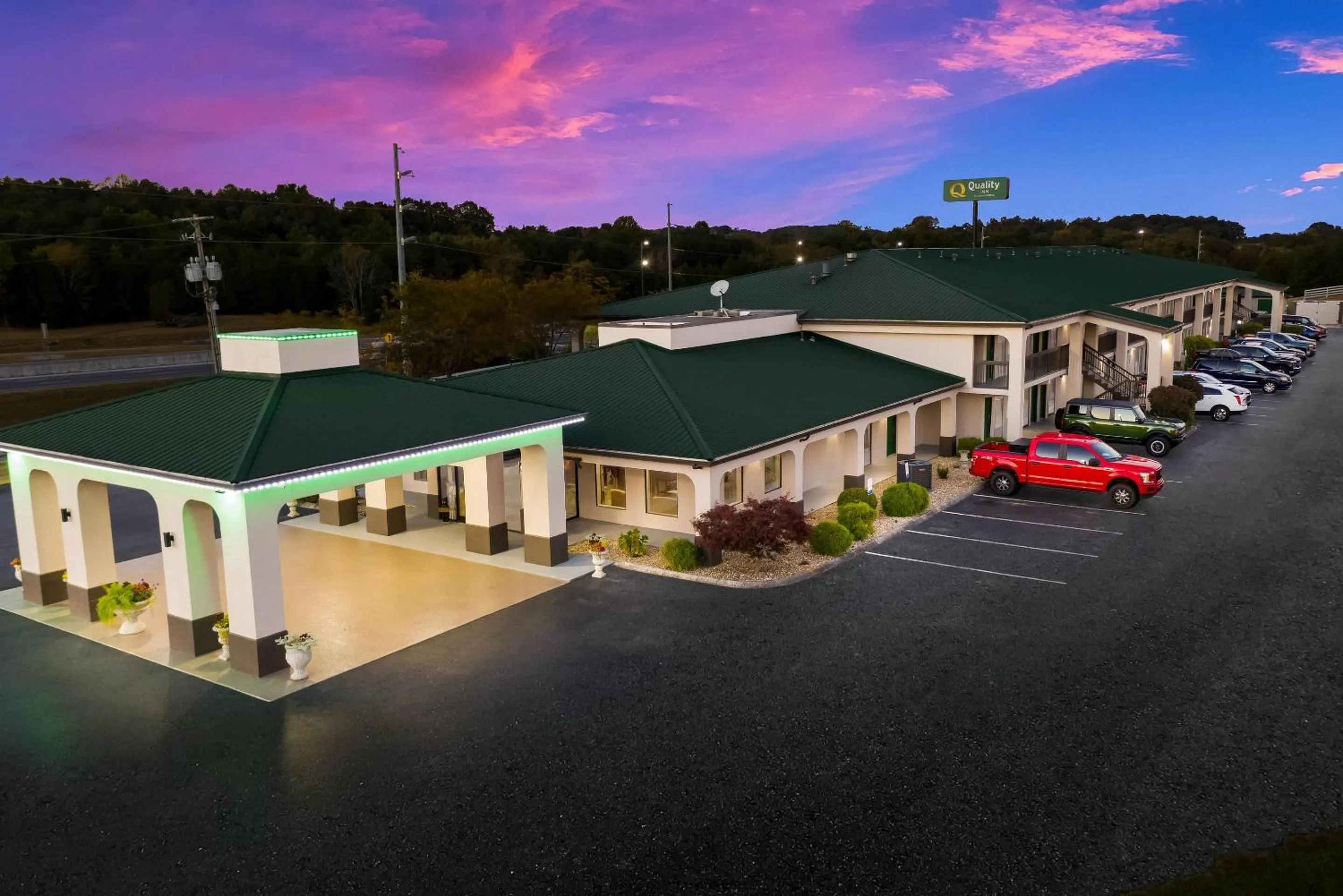 Property building in Quality Inn Dandridge