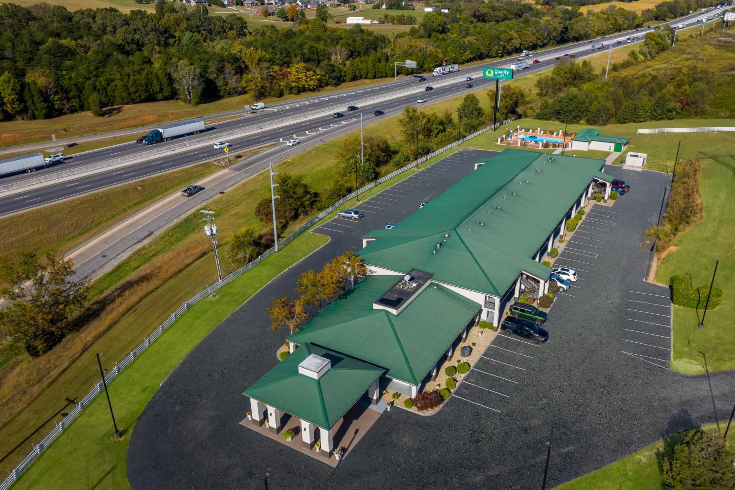 Property building in Quality Inn Dandridge