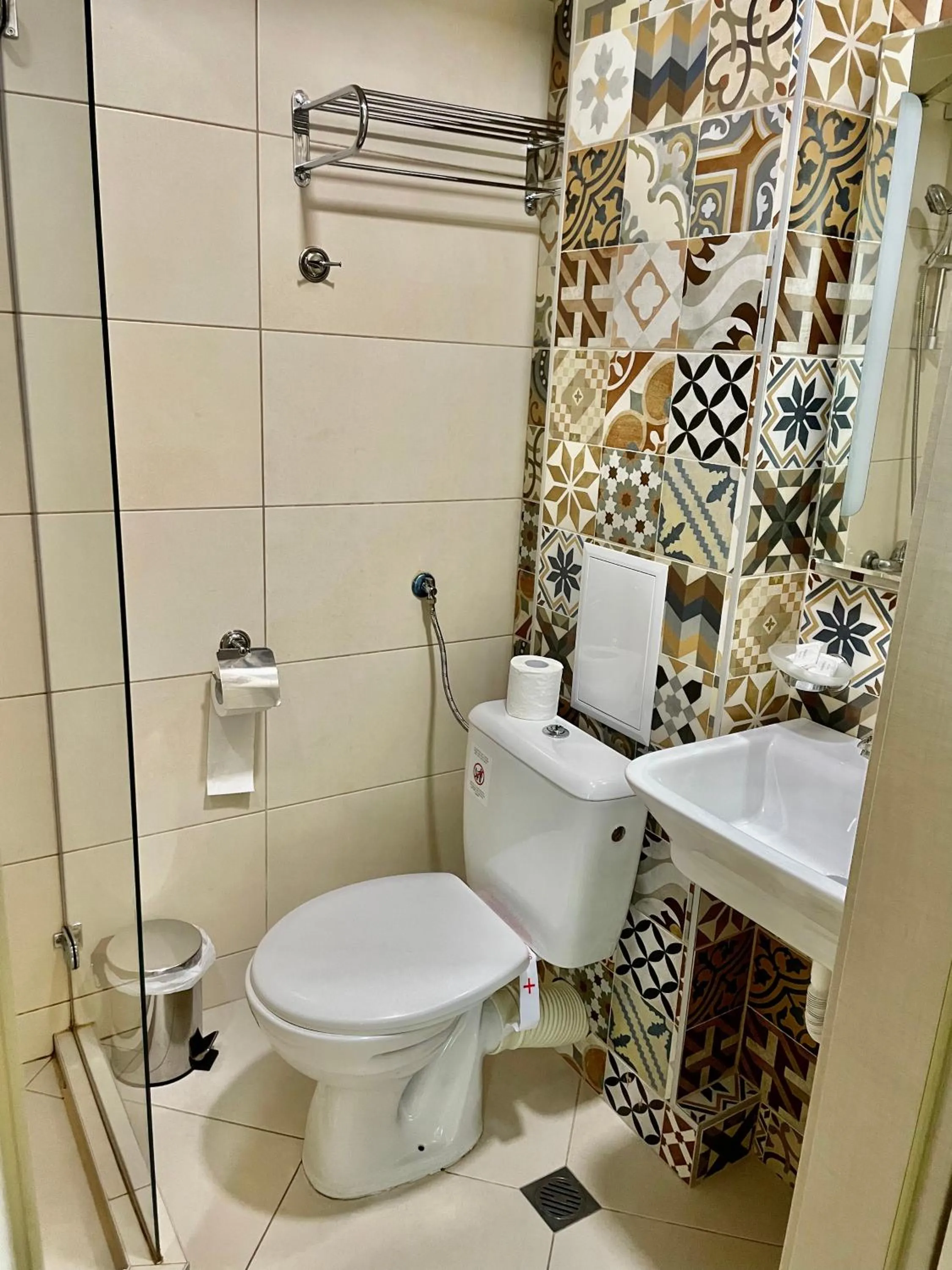 Bathroom in BSA Boulevard Boutique