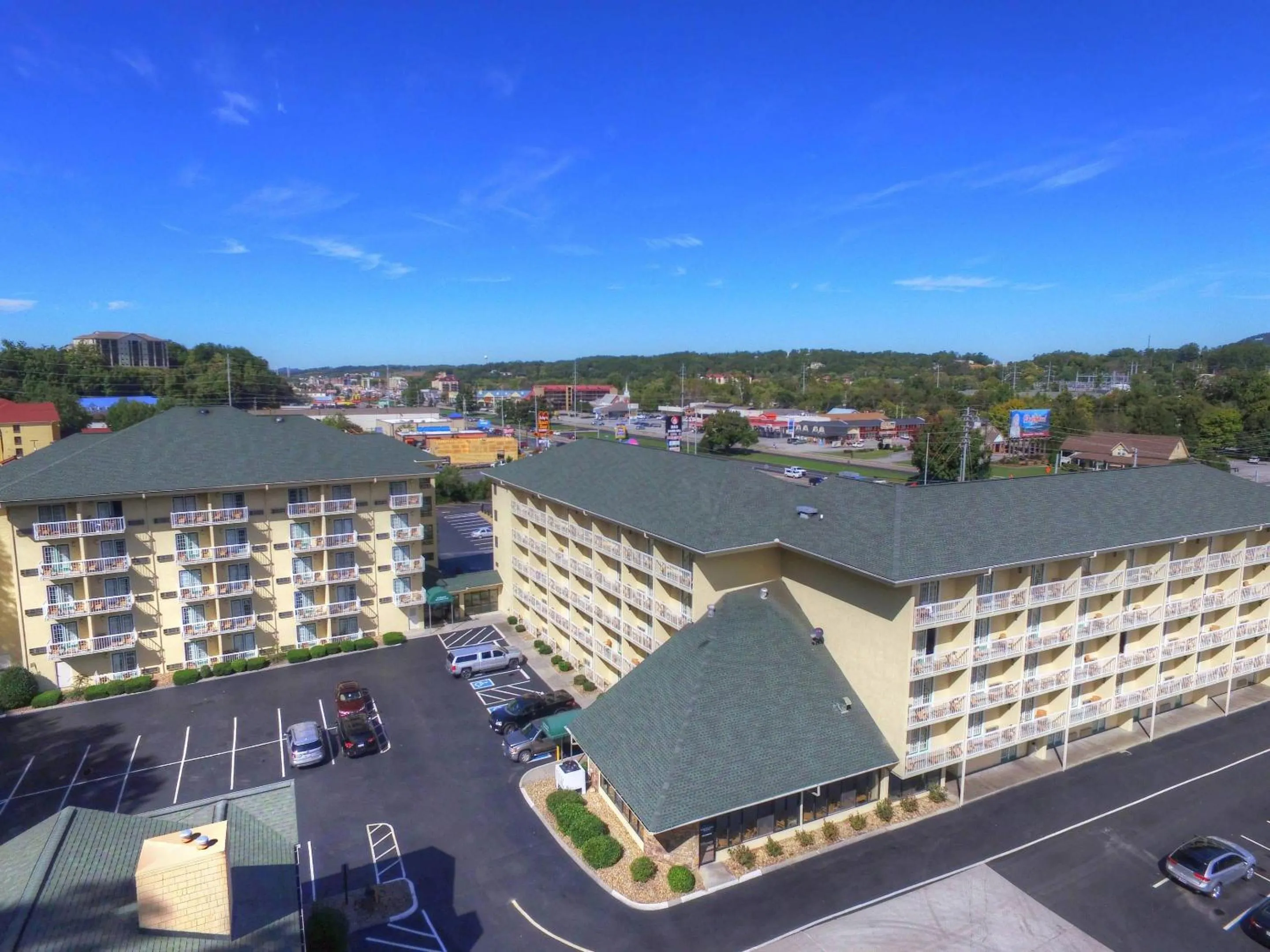 Property building in Comfort Inn & Suites at Dollywood Lane