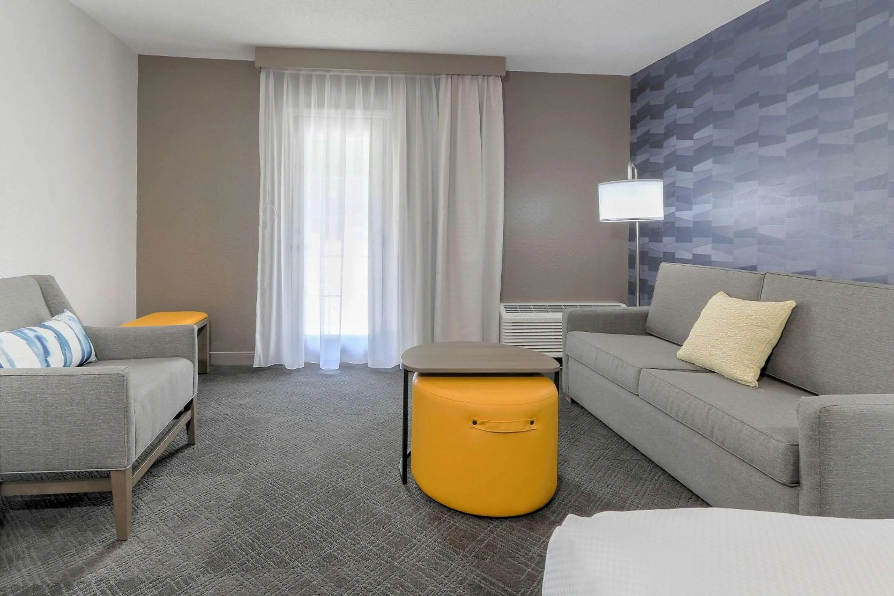 Bedroom in Comfort Inn & Suites at Dollywood Lane