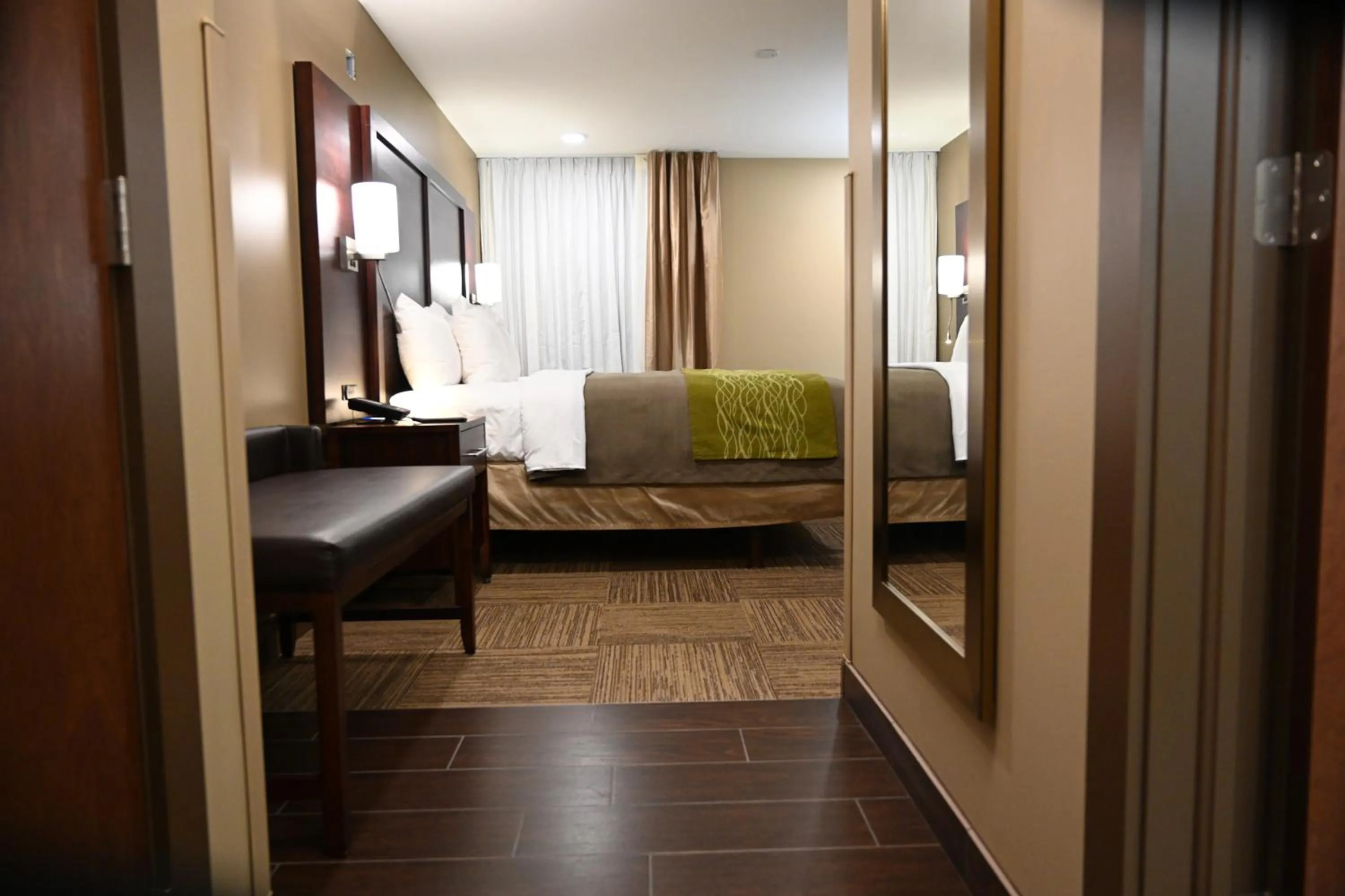 Bedroom in Giles Hotel Inn and Suites