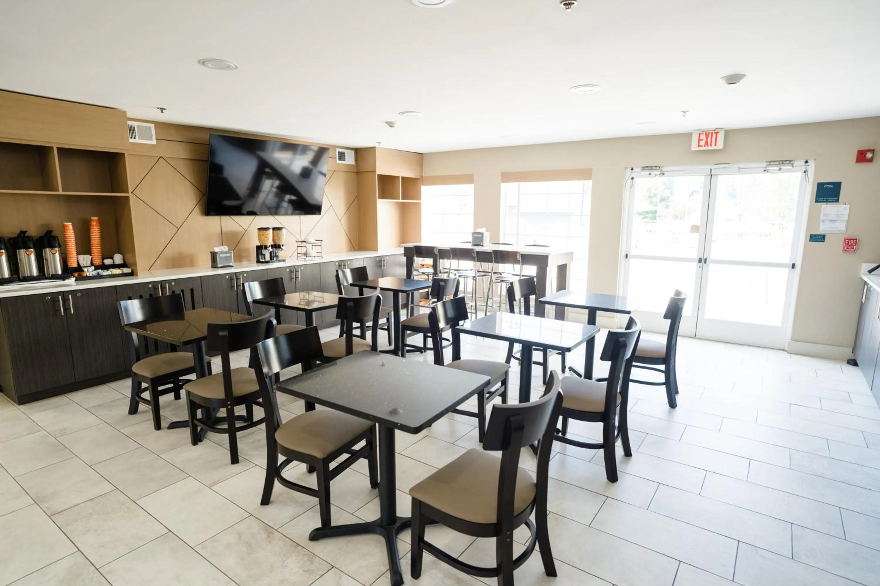 MainStay Suites Knoxville Airport