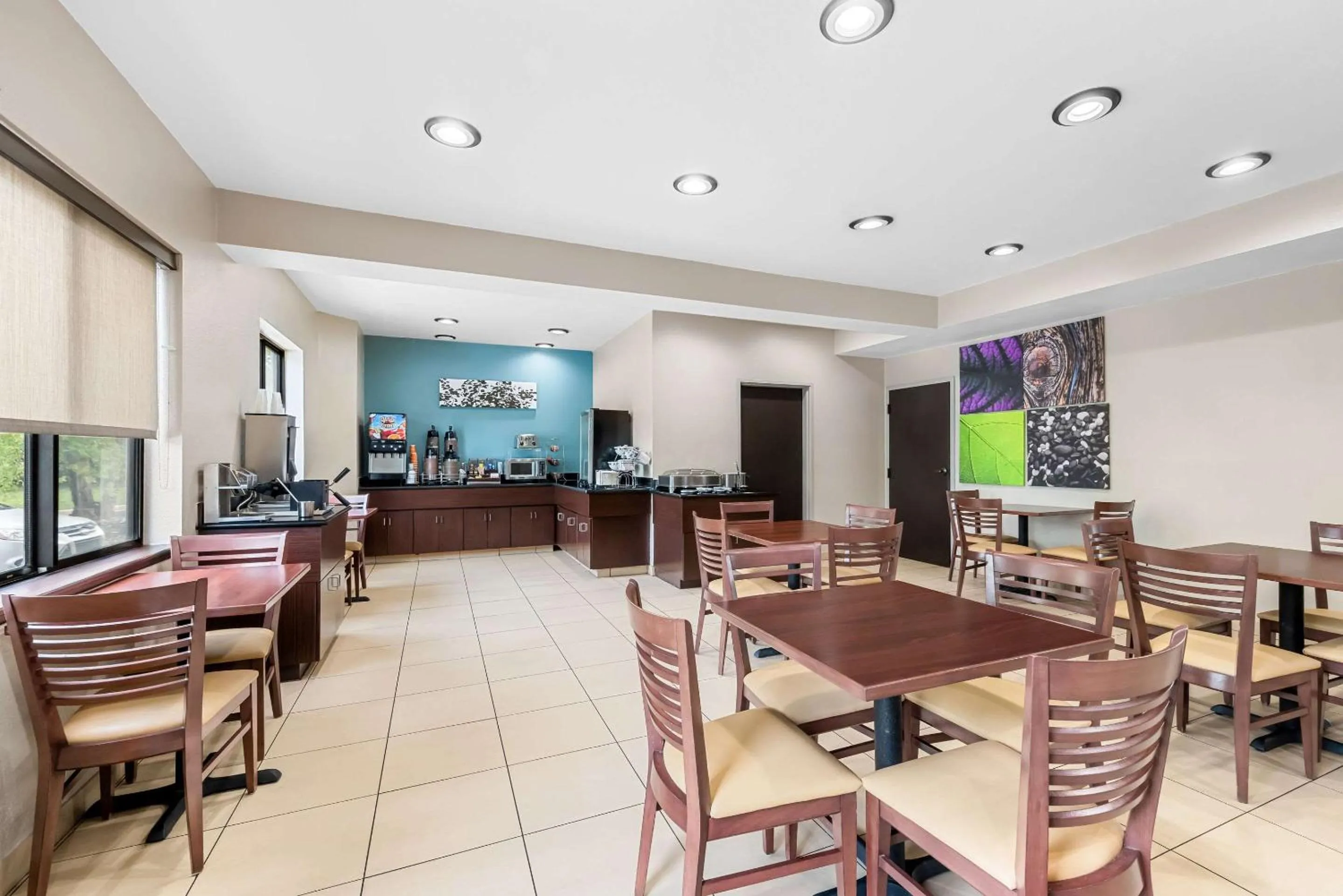 Breakfast in Sleep Inn & Suites Kingsport TriCities Airport