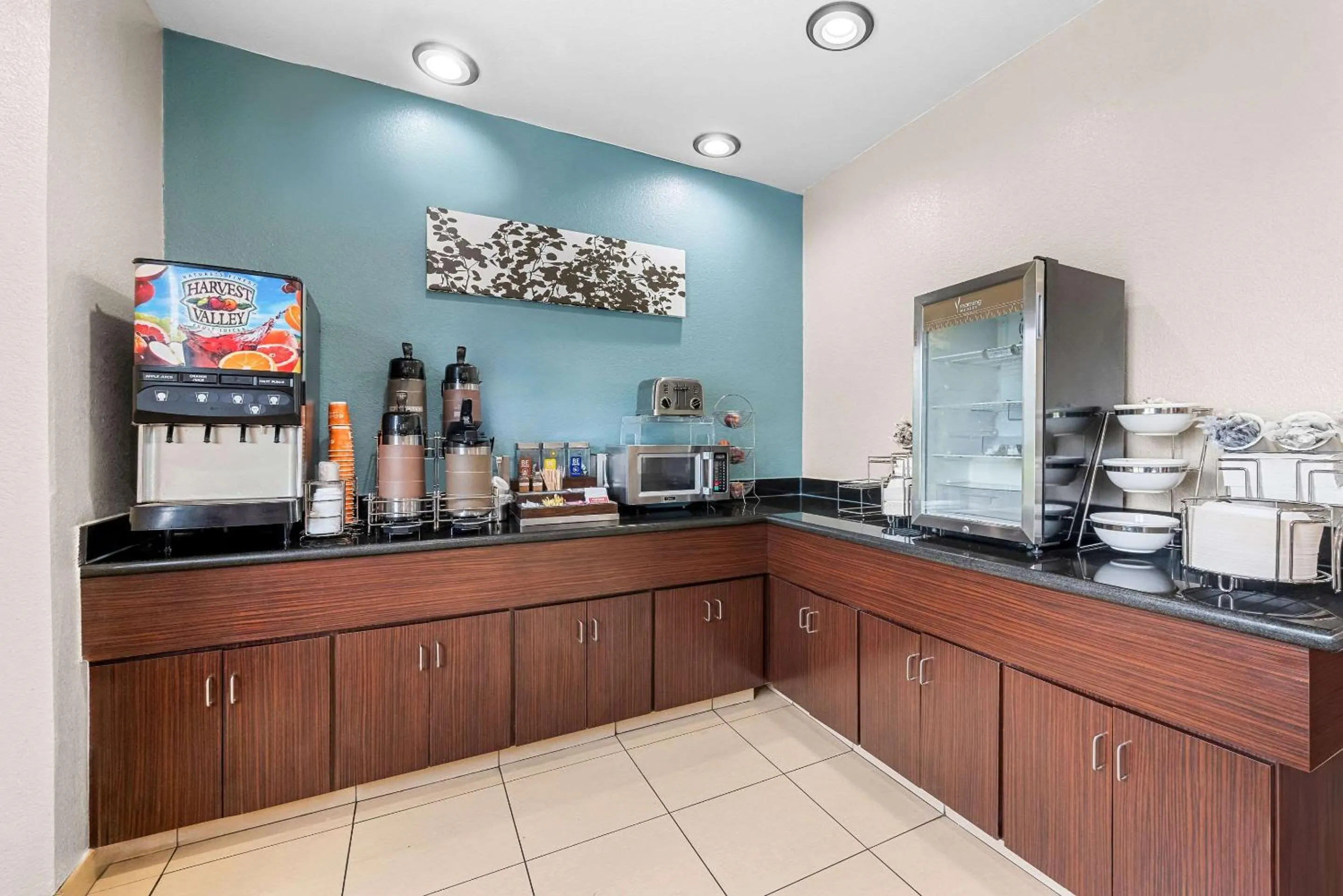 Breakfast in Sleep Inn & Suites Kingsport TriCities Airport