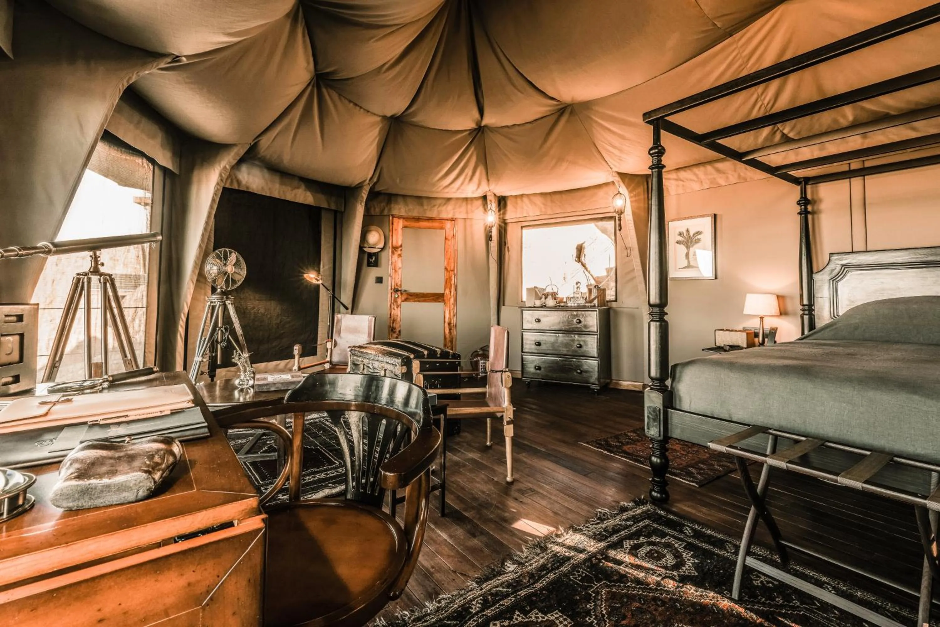 Seating area, Bed in Zannier Sonop