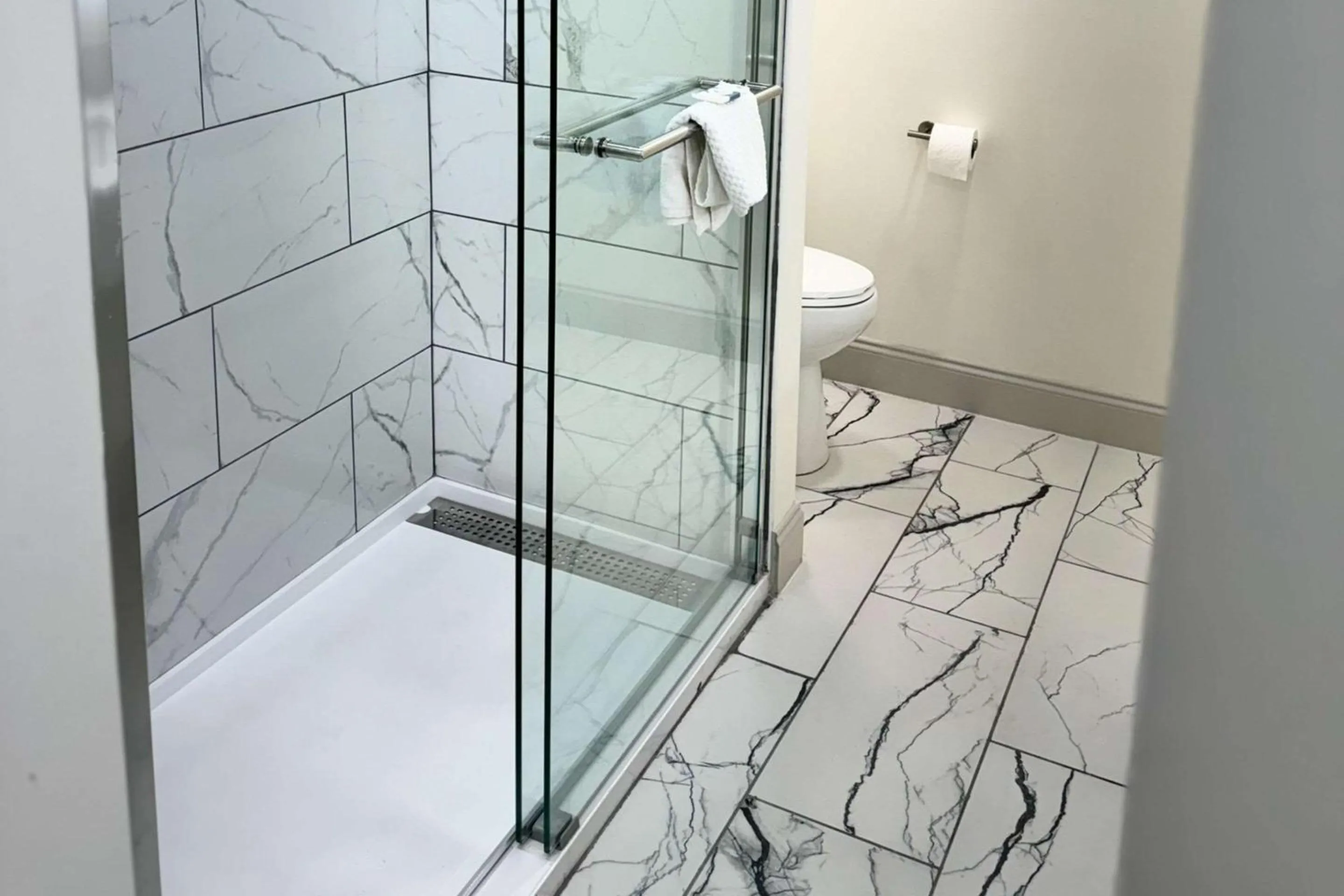 Bedroom in Quality Inn Creekside - Downtown Gatlinburg