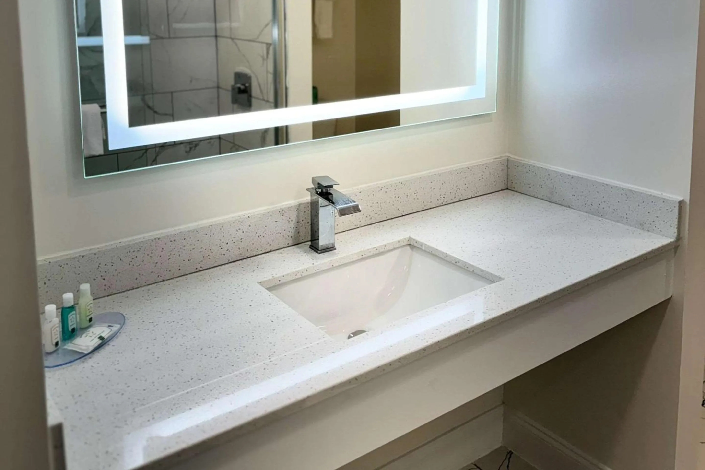 Bedroom in Quality Inn Creekside - Downtown Gatlinburg