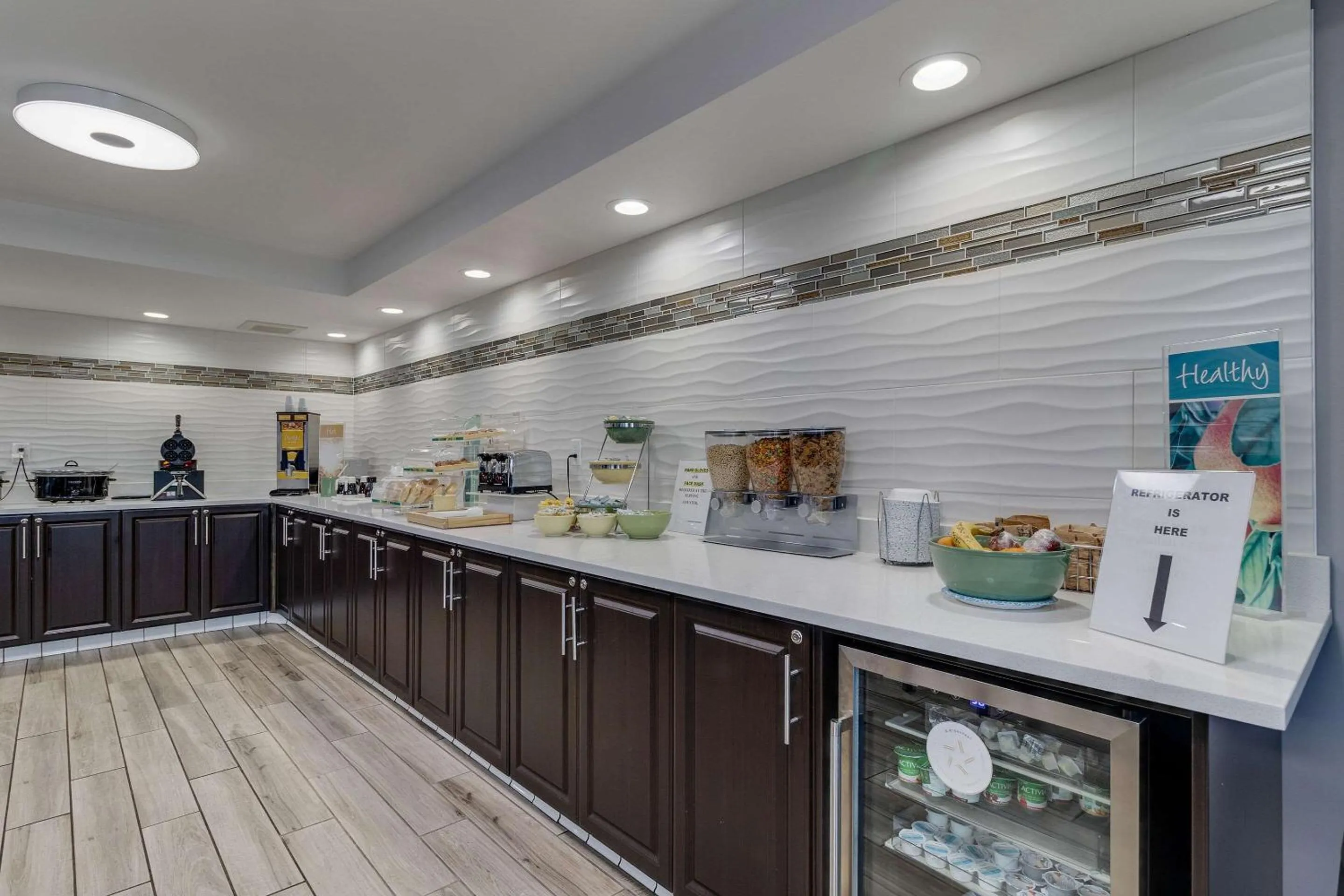 Restaurant/places to eat in Quality Inn Kodak Sevierville