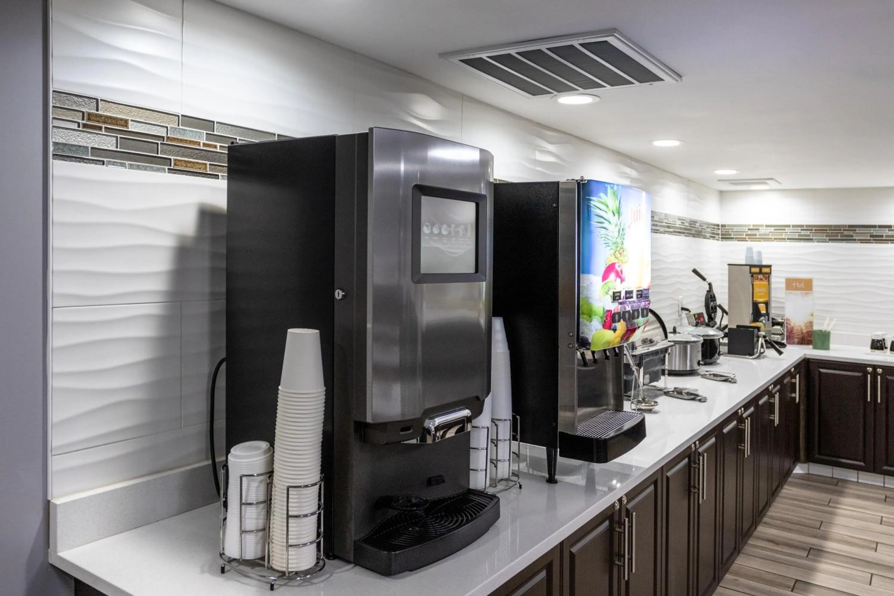 Breakfast in Quality Inn Kodak Sevierville