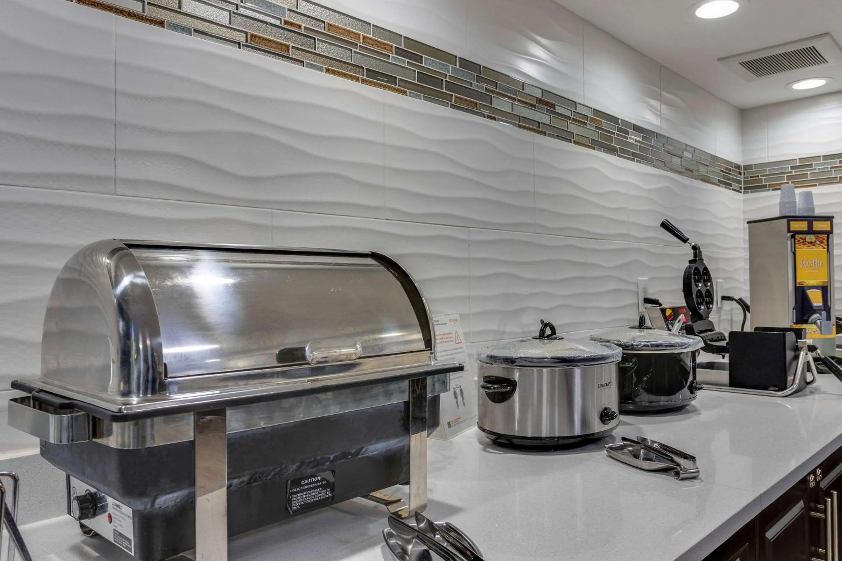 Restaurant/places to eat in Quality Inn Kodak Sevierville