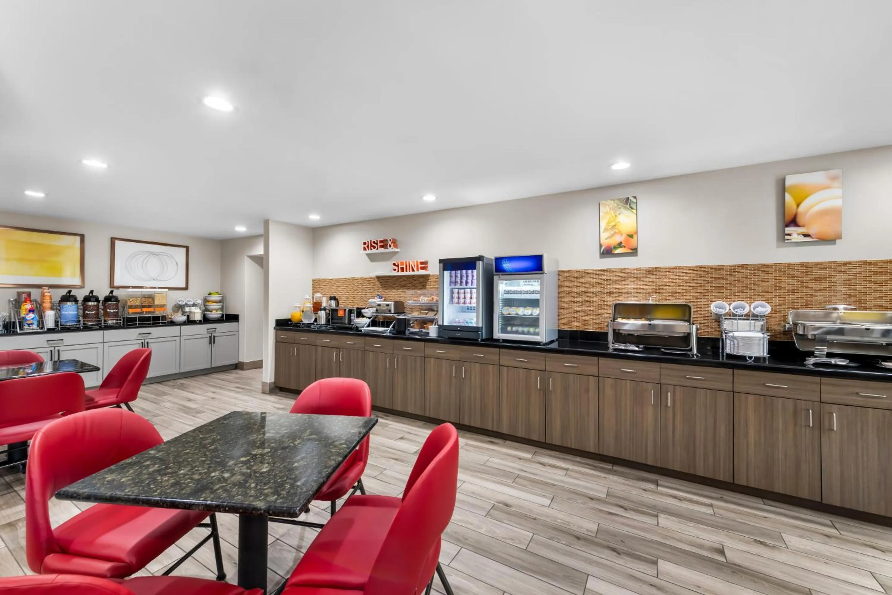 Breakfast in Comfort Suites Knoxville West - Farragut