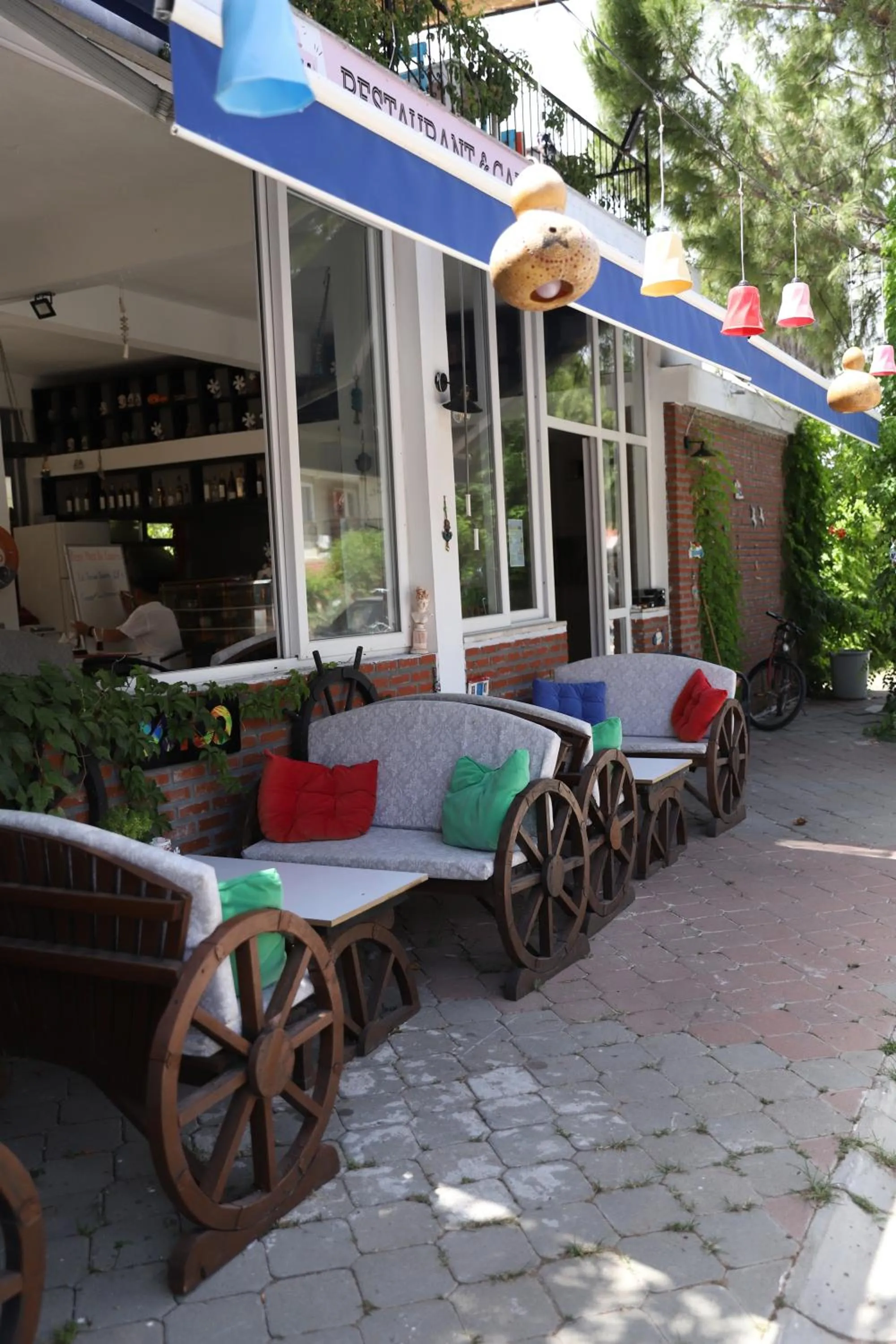 Restaurant/places to eat in YENI DOGA HOTEL