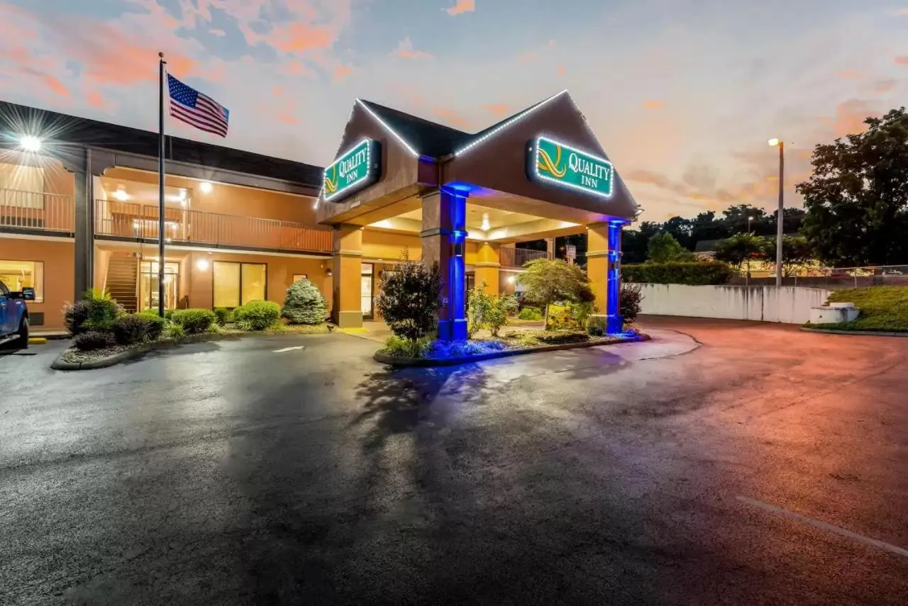 Property building in Quality Inn Downtown