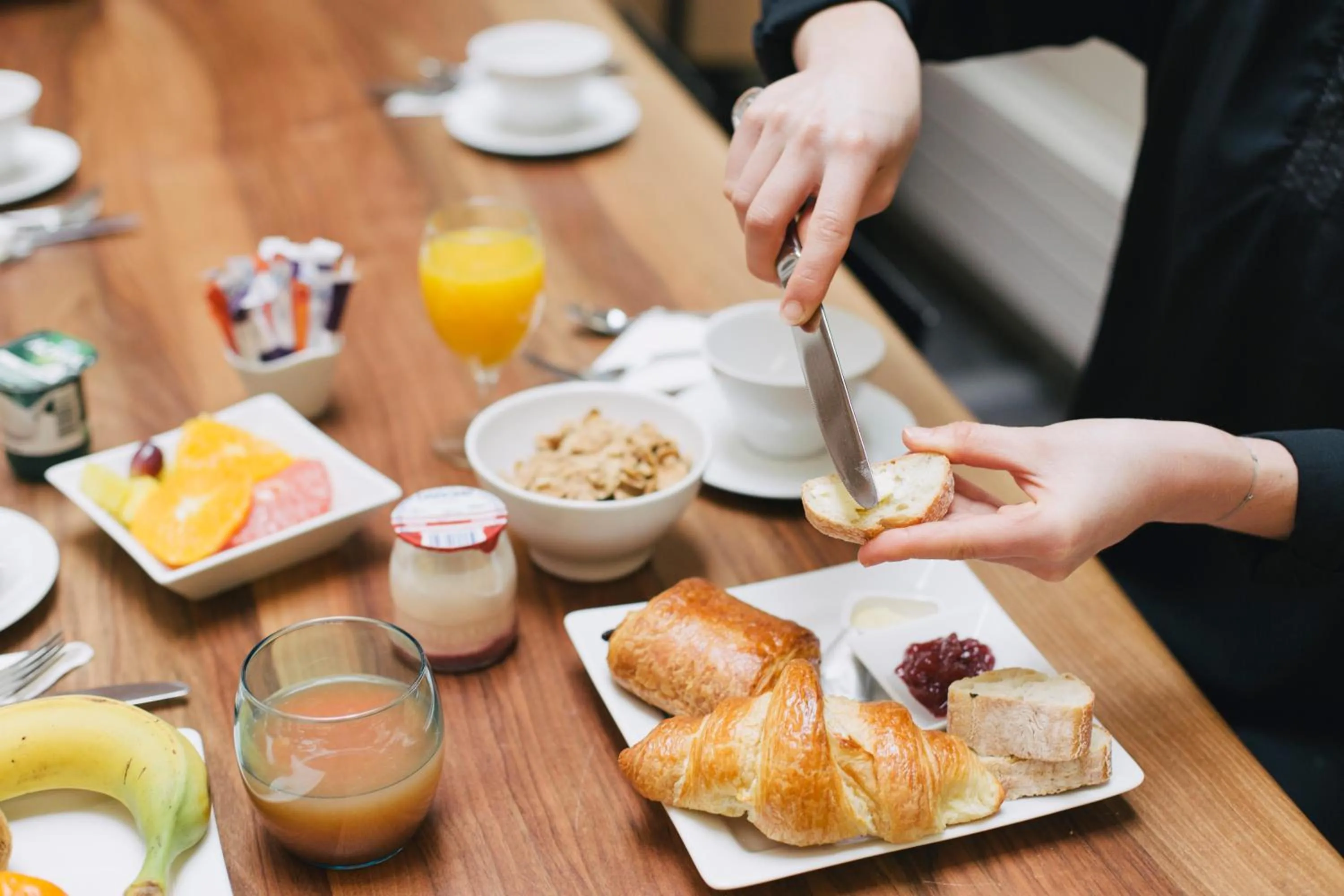 Buffet breakfast in Ibis Styles Annemasse Genève