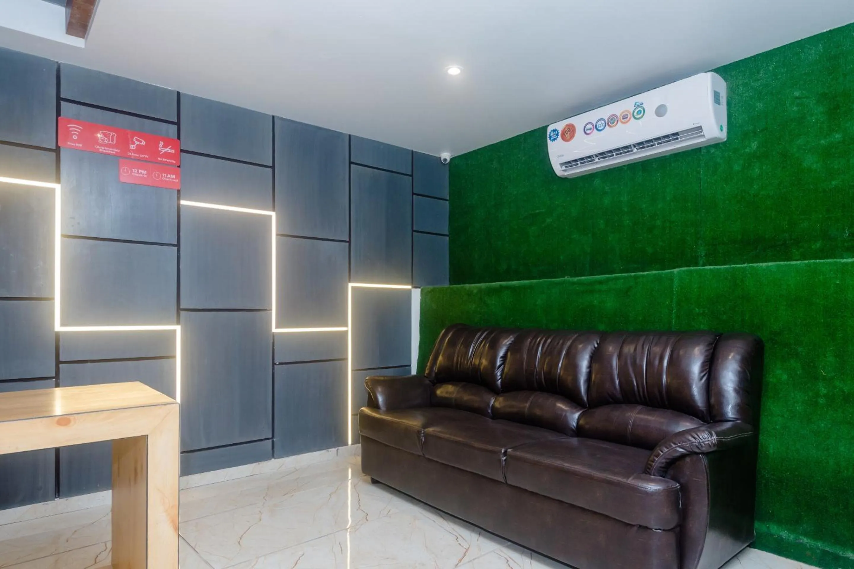 Lobby or reception in Hotel Riva International Goregaon- Near NESCO