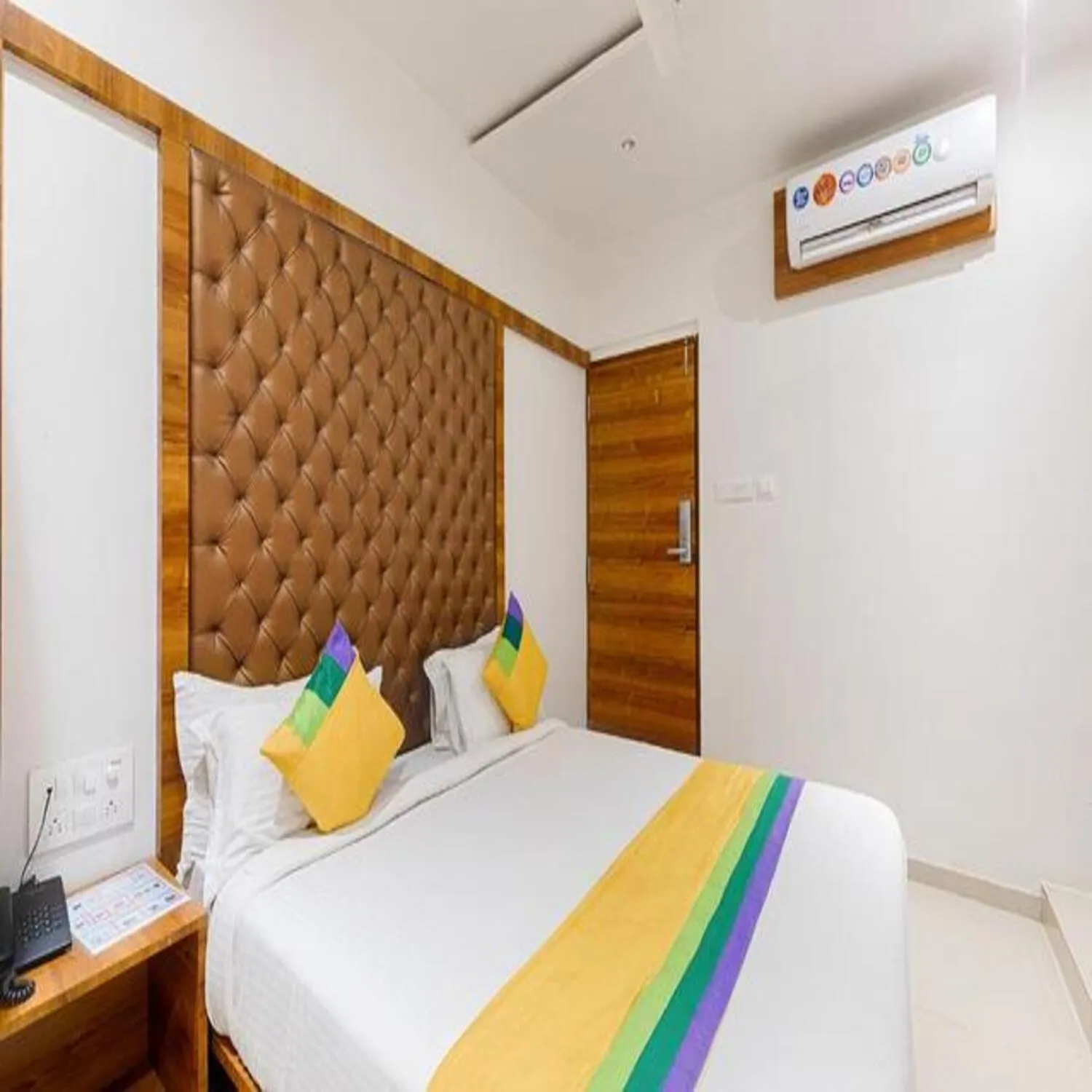 Bed in Hotel Riva International Goregaon- Near NESCO