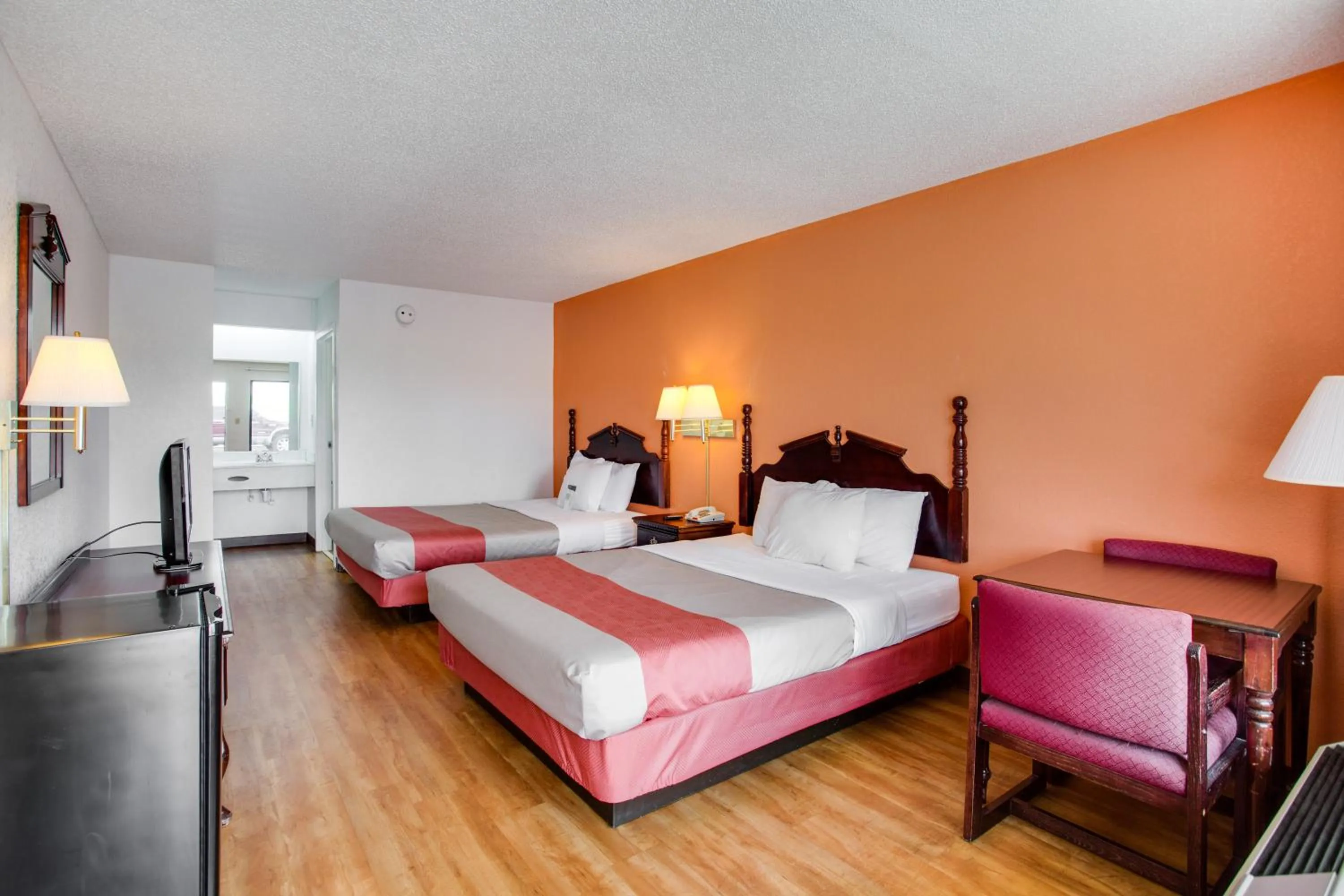 Bedroom, Bed in Motel 6-White House, TN